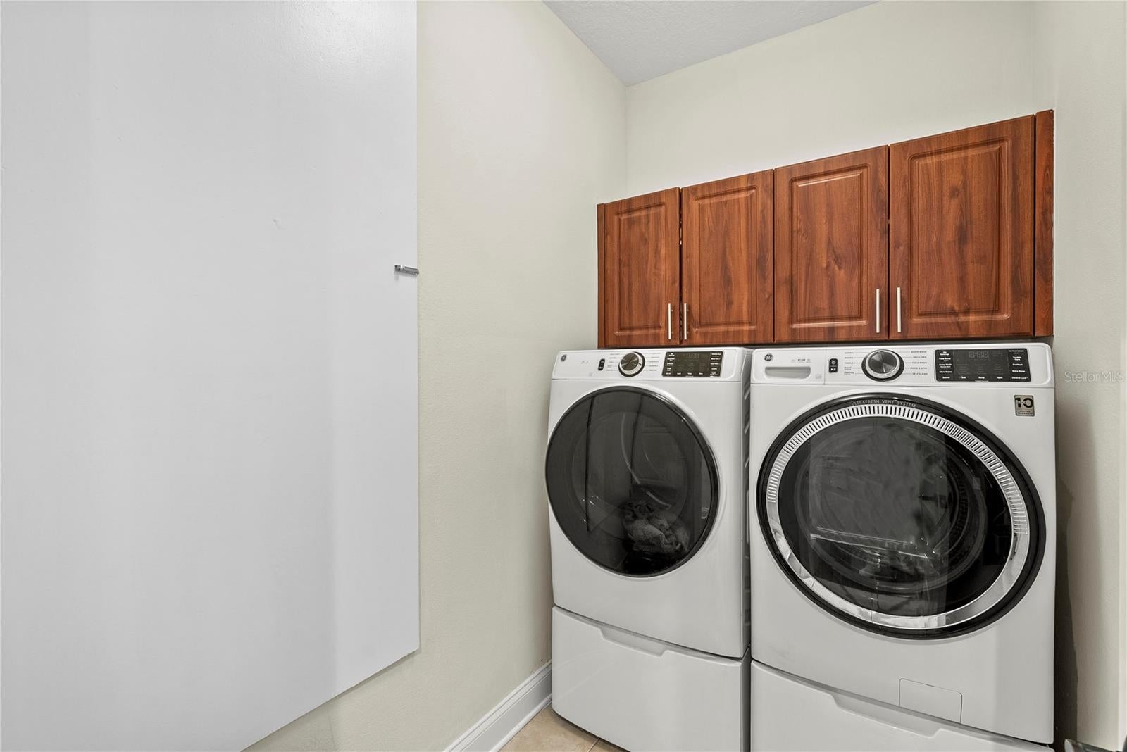 BAYSHORE BEAUTIFUL - Residential
