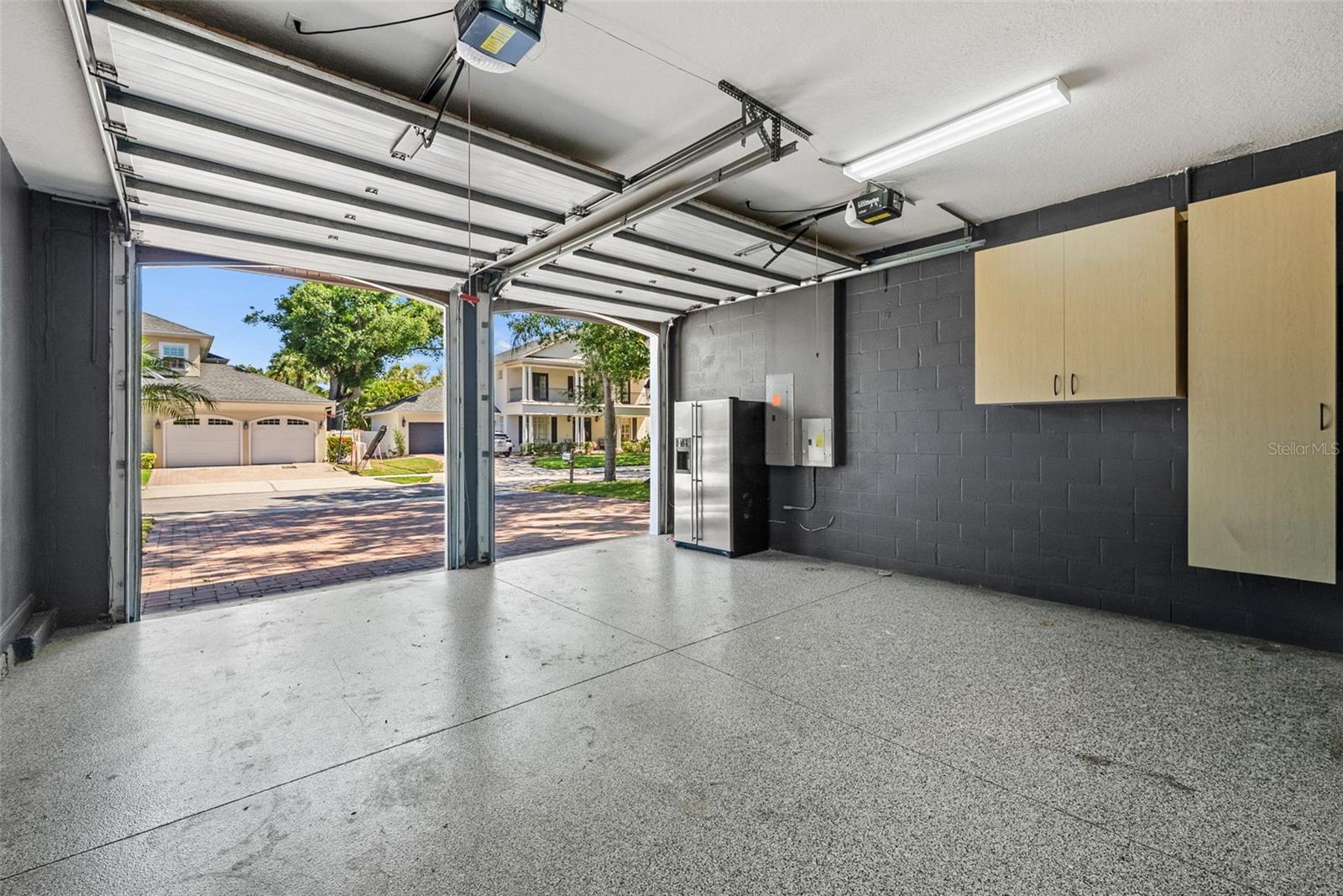 BAYSHORE BEAUTIFUL - Residential