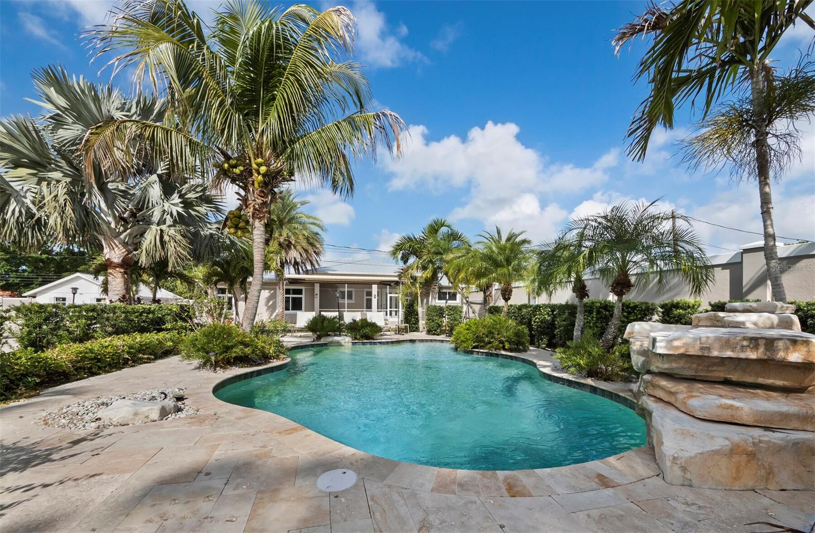 PHILLIPPI GARDENS UN 16 - Residential