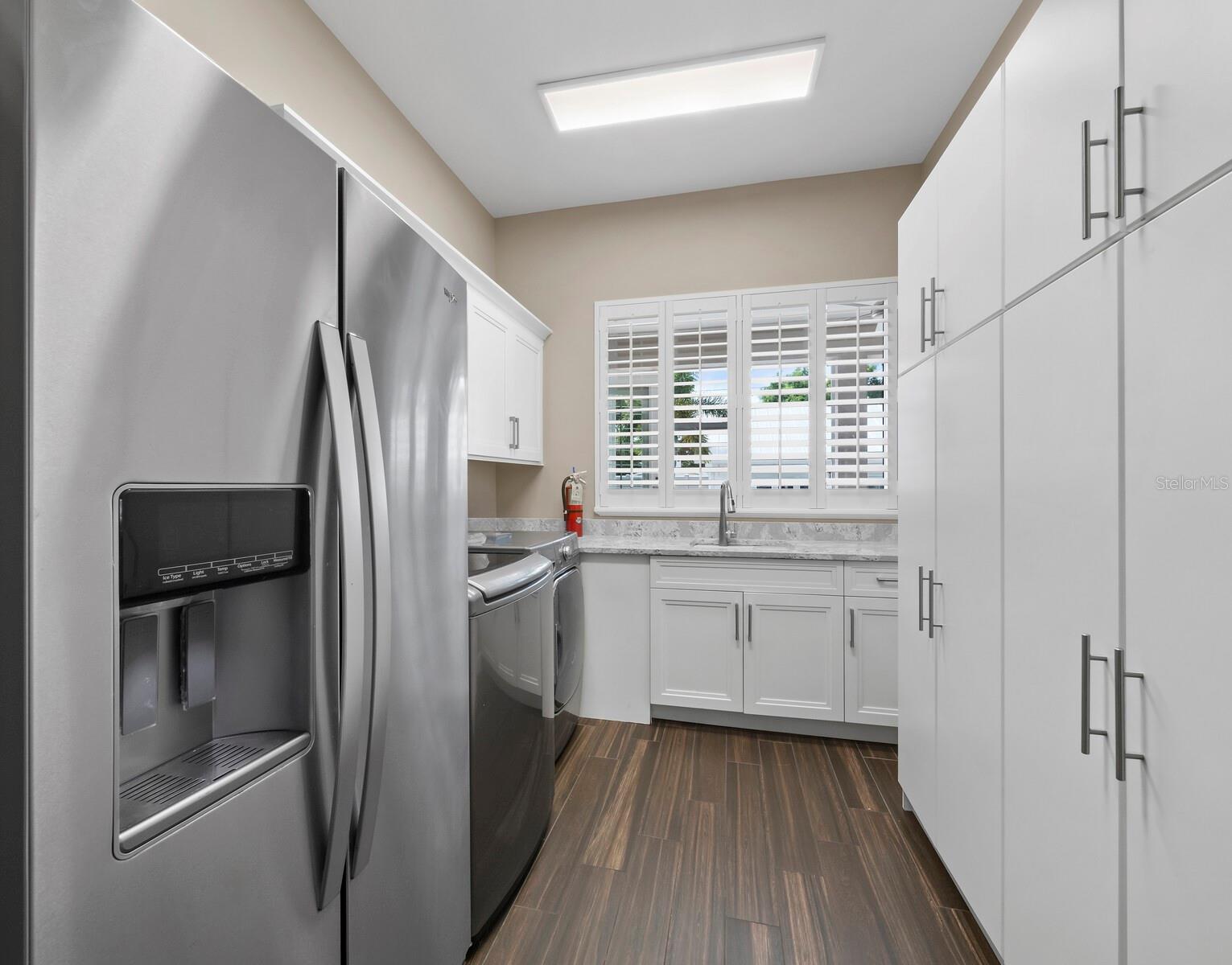 PHILLIPPI GARDENS UN 16 - Residential