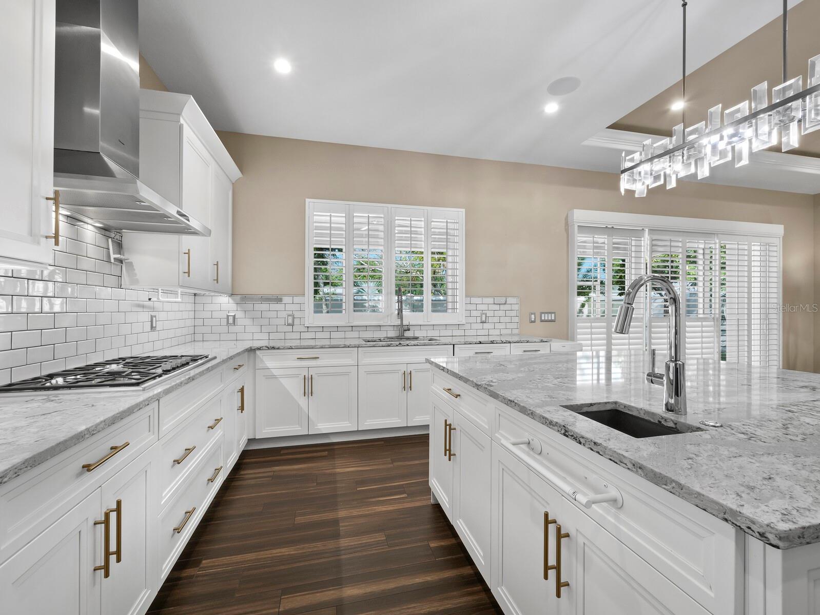 PHILLIPPI GARDENS UN 16 - Residential