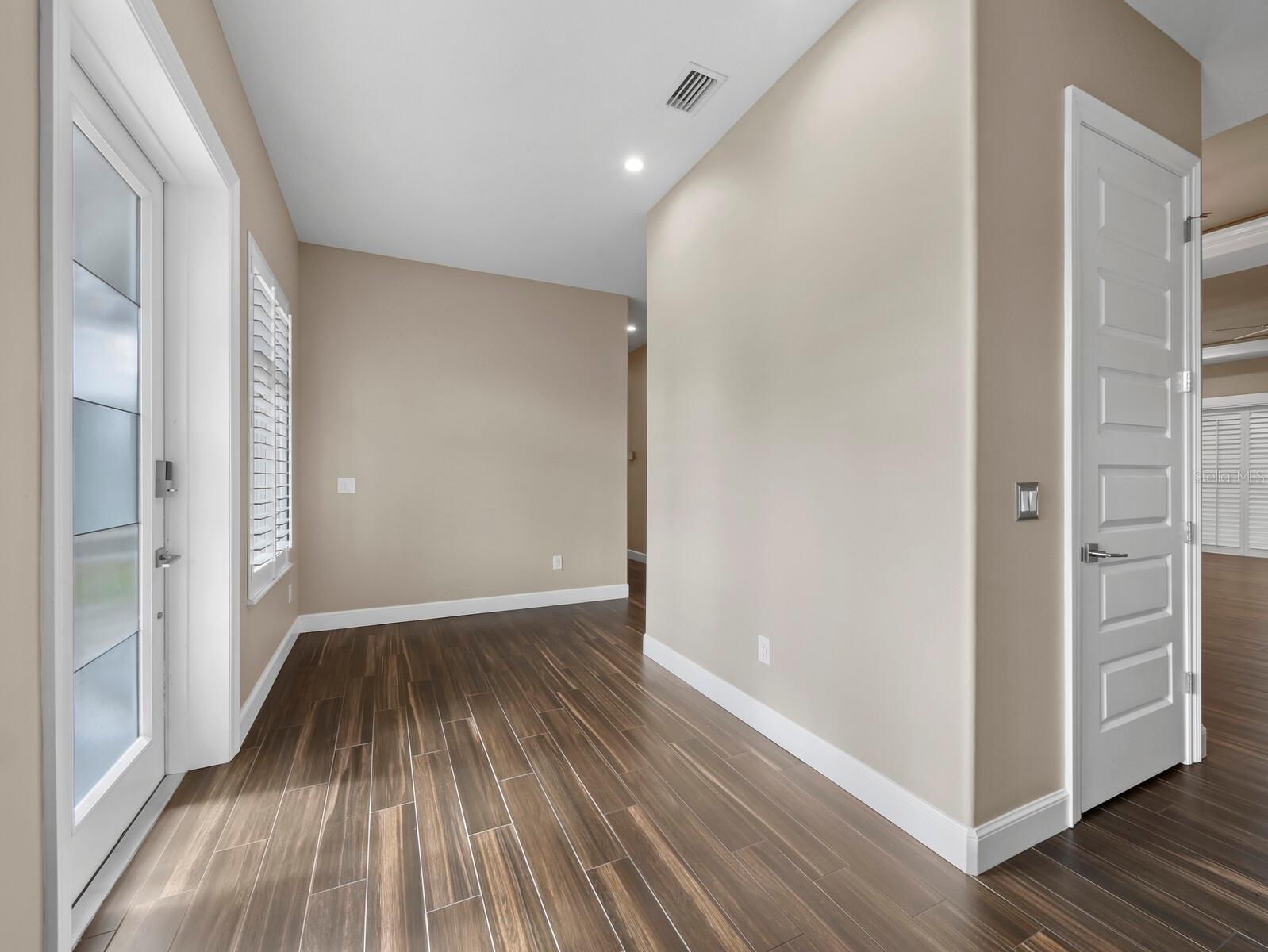 PHILLIPPI GARDENS UN 16 - Residential