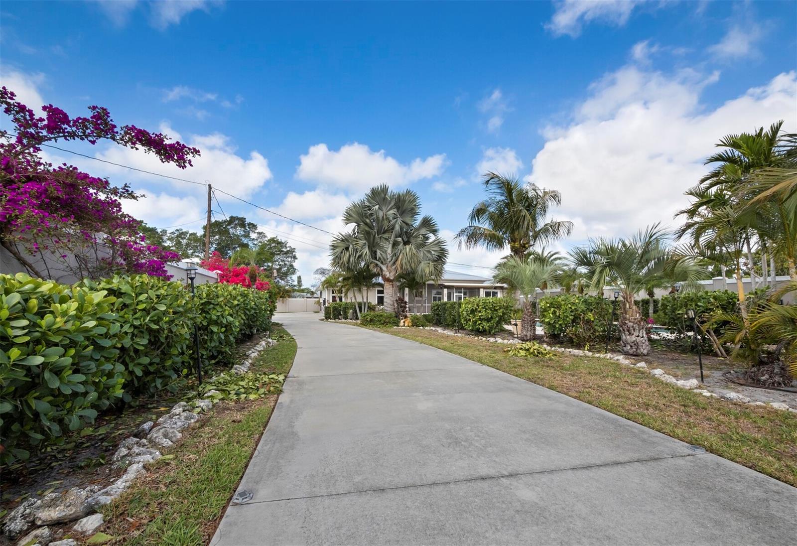 PHILLIPPI GARDENS UN 16 - Residential