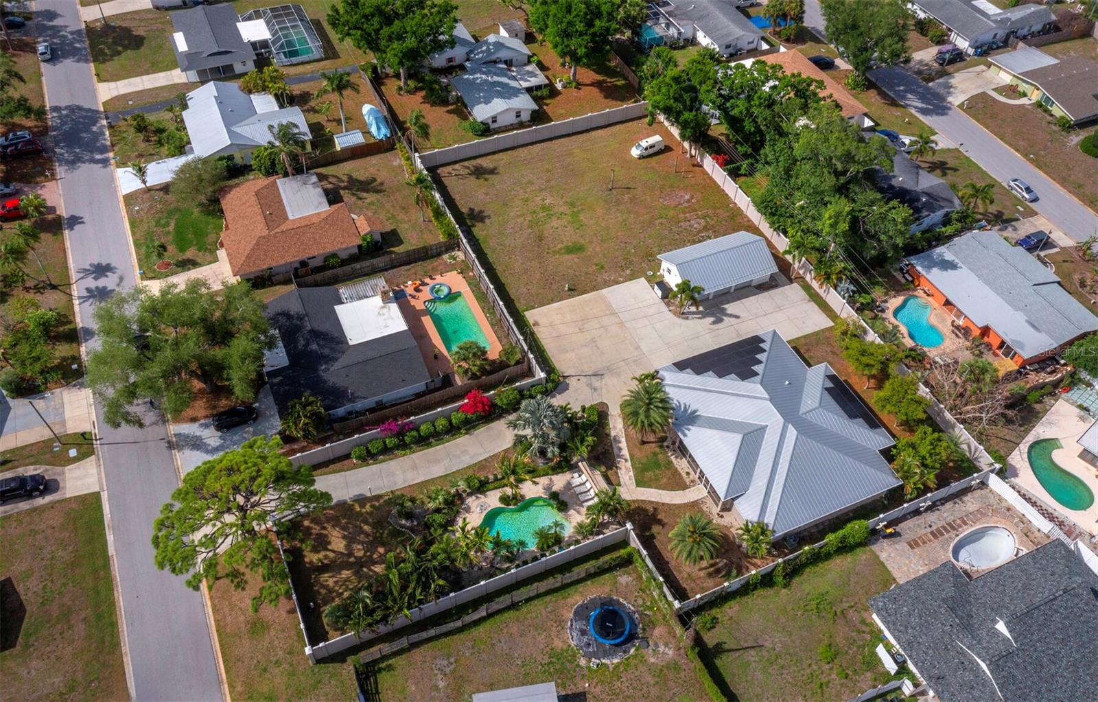 PHILLIPPI GARDENS UN 16 - Residential