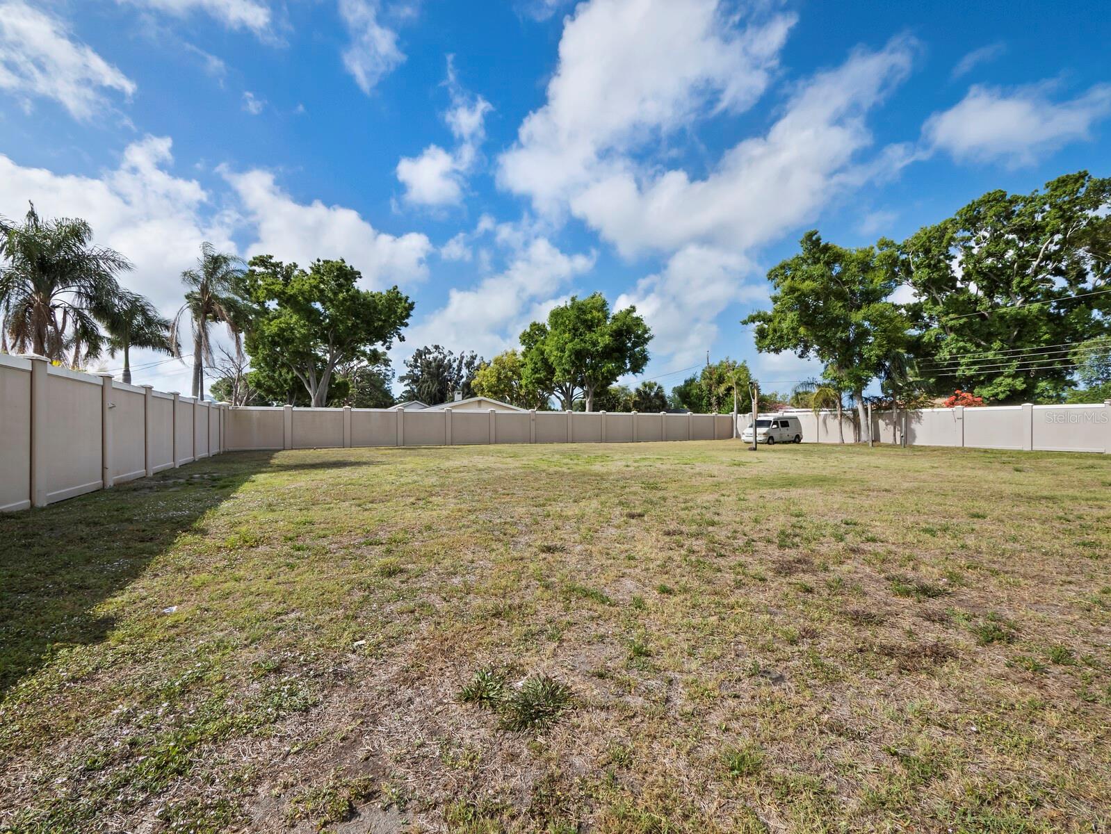 PHILLIPPI GARDENS UN 16 - Residential