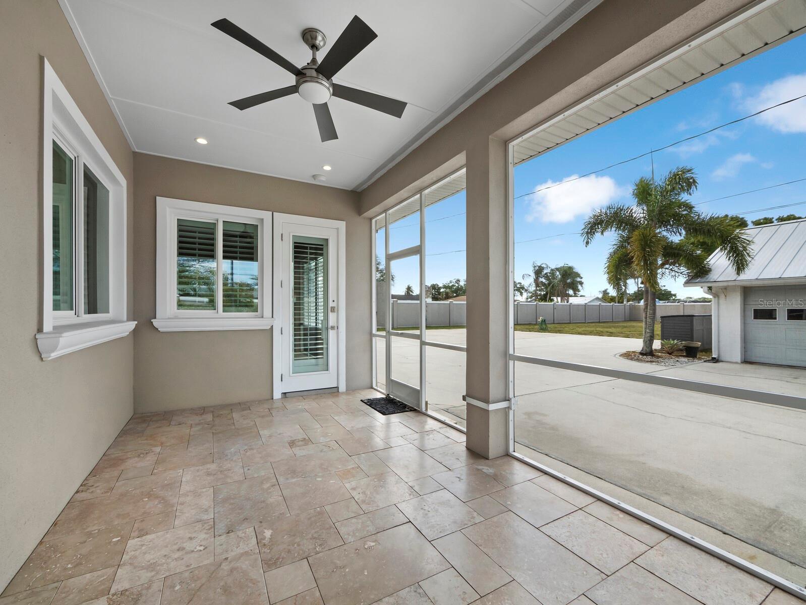 PHILLIPPI GARDENS UN 16 - Residential