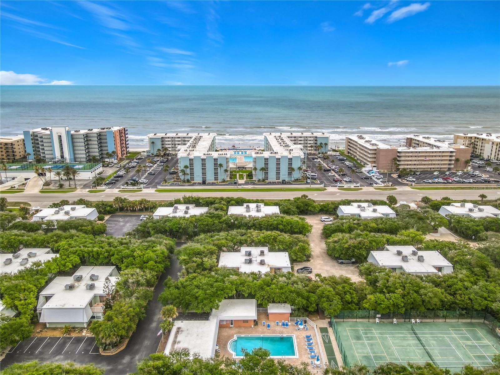 BAHAMIAN CLUB UNITS 01-03 INC - Residential