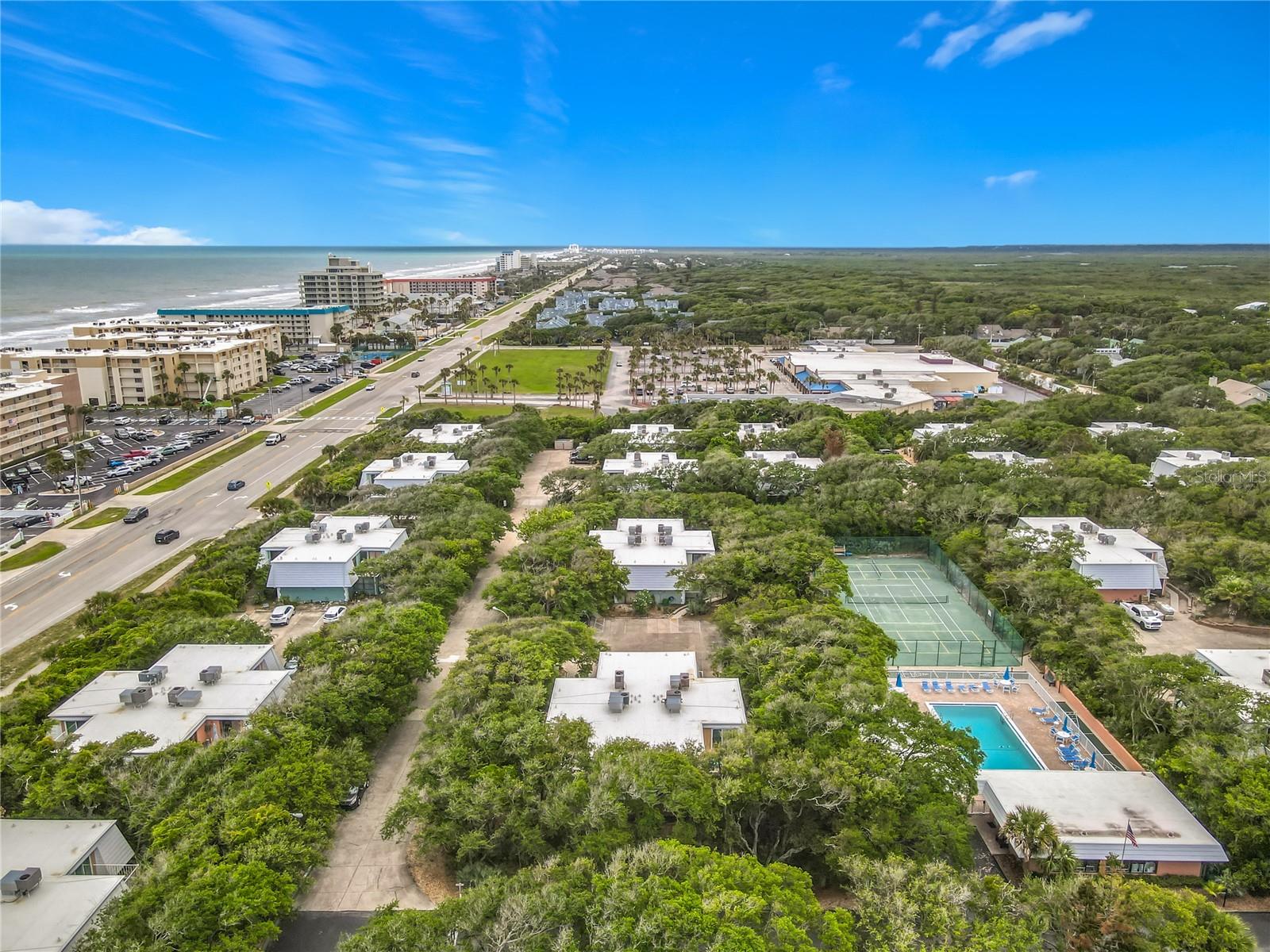 BAHAMIAN CLUB UNITS 01-03 INC - Residential