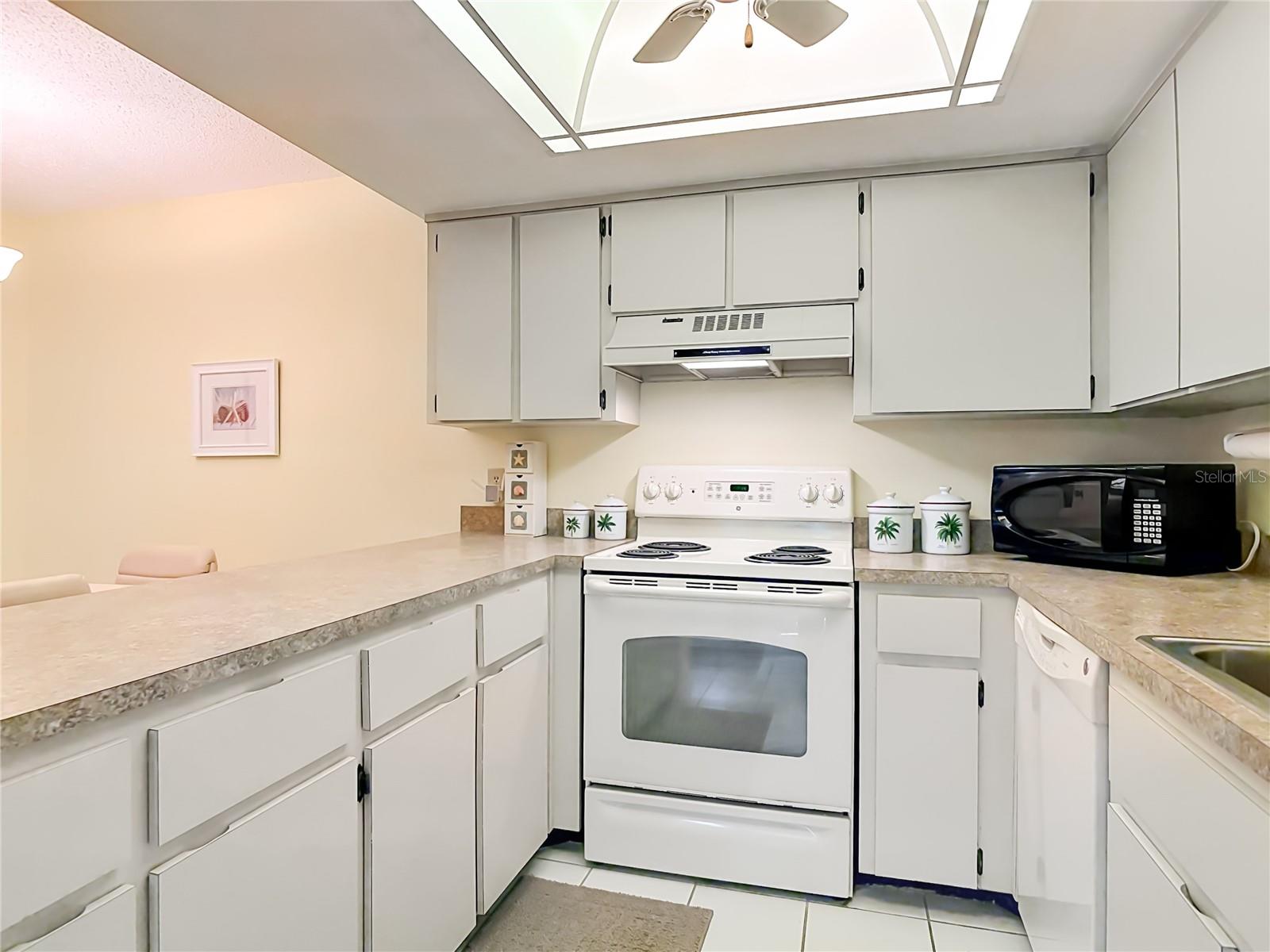 BAHAMIAN CLUB UNITS 01-03 INC - Residential