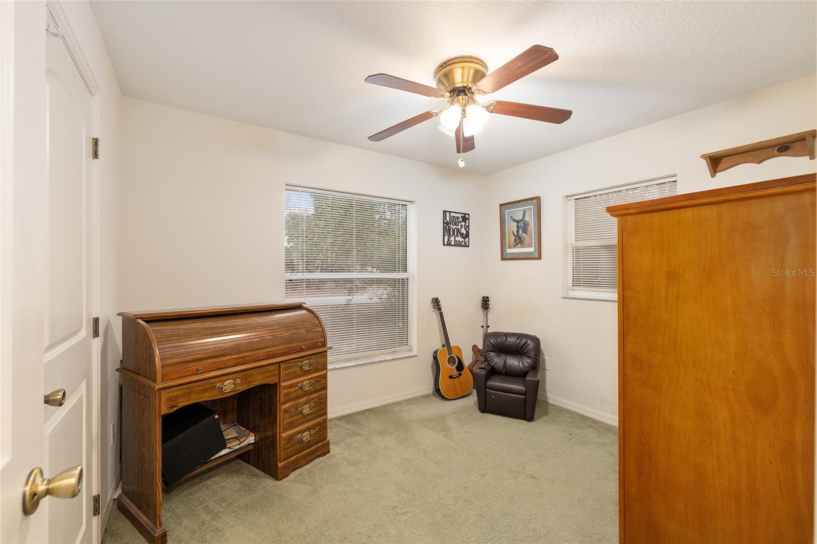 HICKORY HILL RETREATS UNIT 05 - Residential