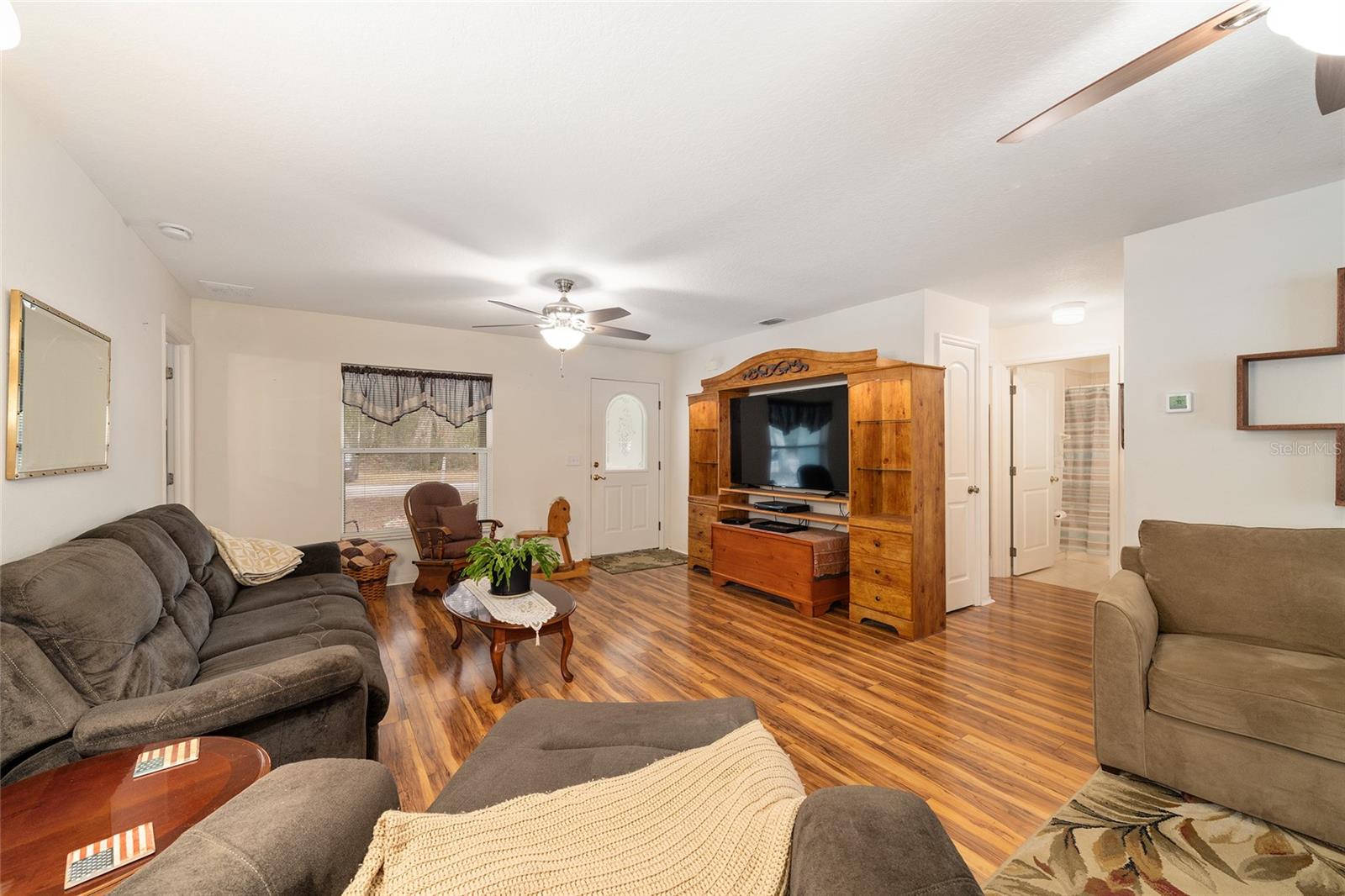 HICKORY HILL RETREATS UNIT 05 - Residential