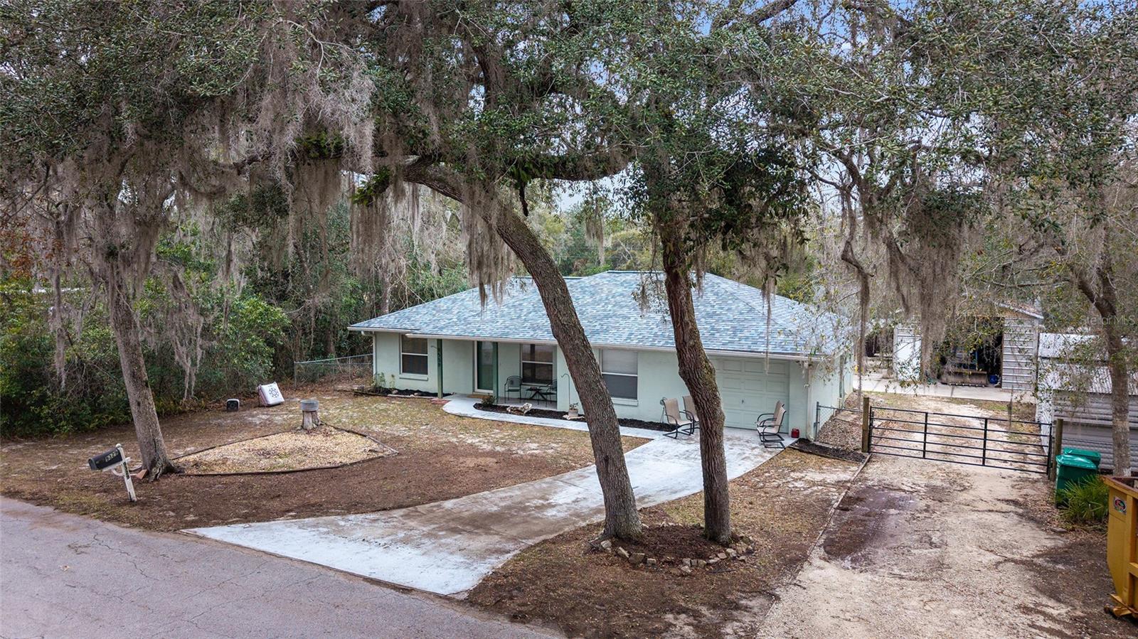 HICKORY HILL RETREATS UNIT 05 - Residential