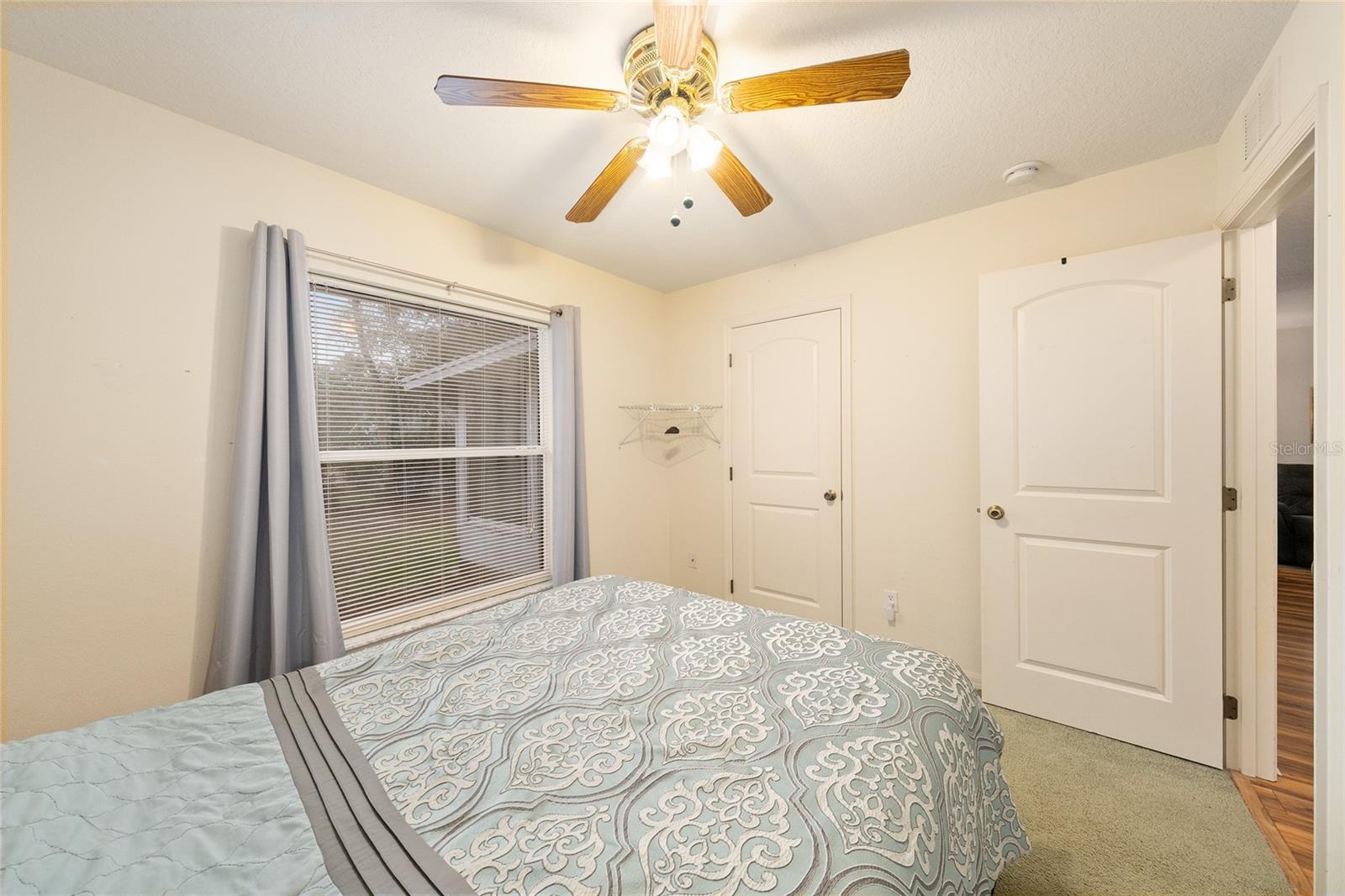 HICKORY HILL RETREATS UNIT 05 - Residential