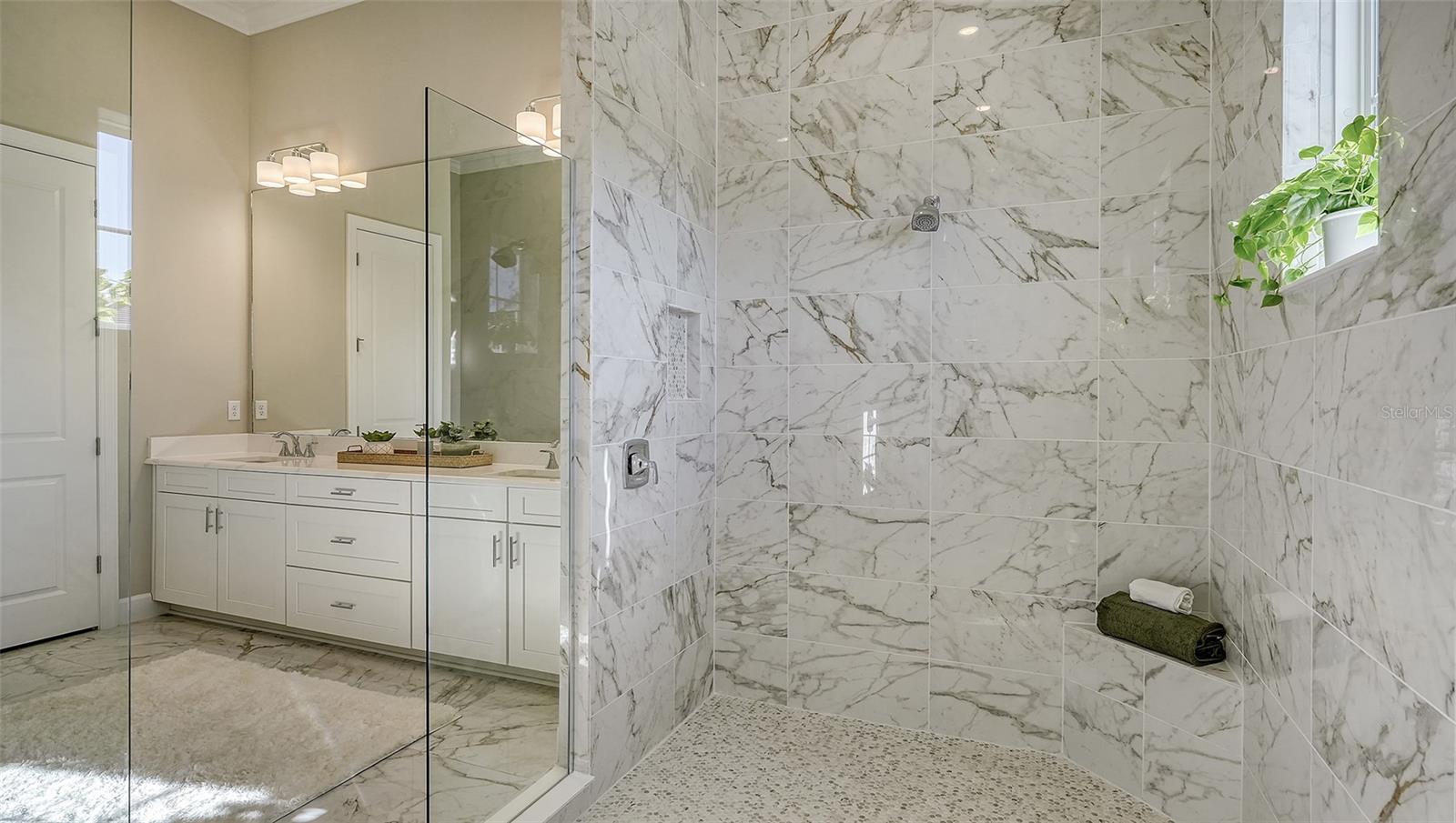 AZARIO ESPLANADE PH II SUBPH C-O - Residential