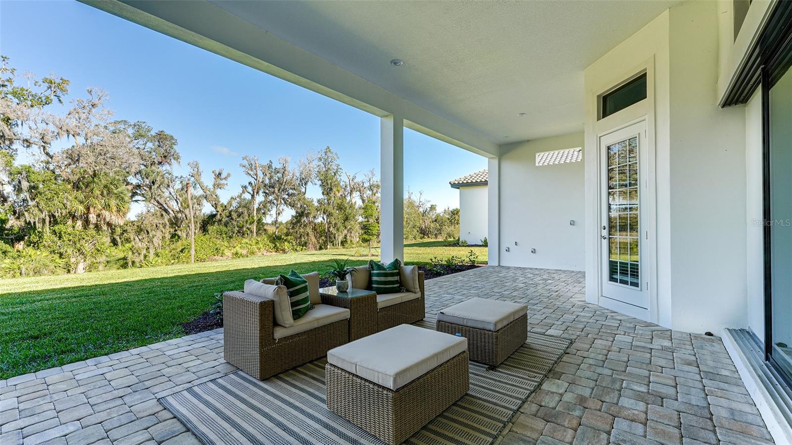 AZARIO ESPLANADE PH II SUBPH C-O - Residential