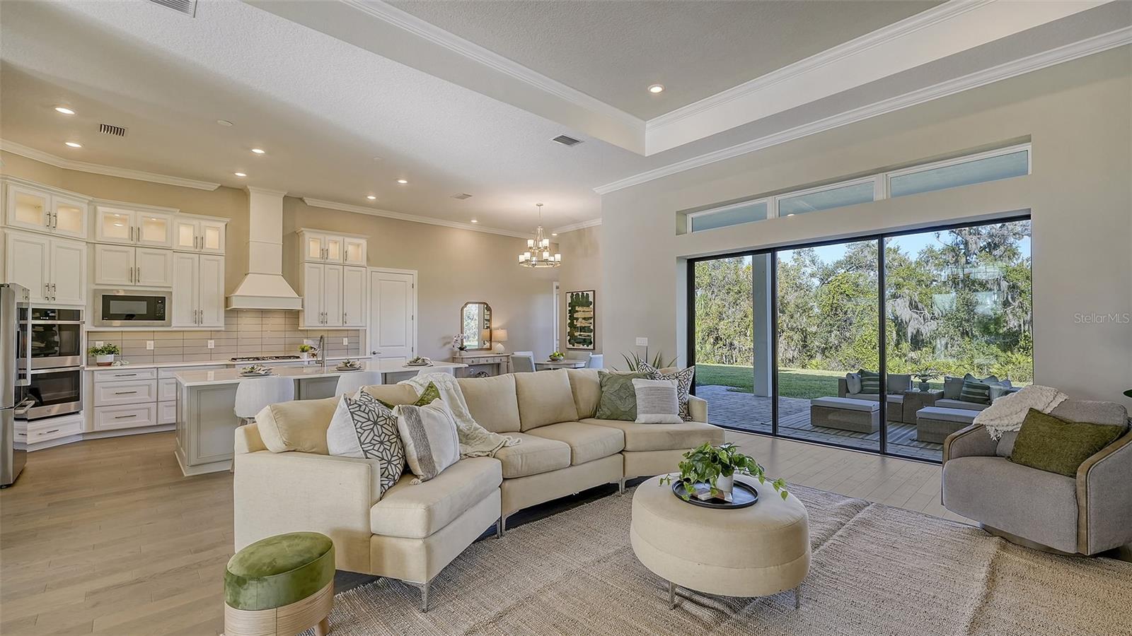 AZARIO ESPLANADE PH II SUBPH C-O - Residential