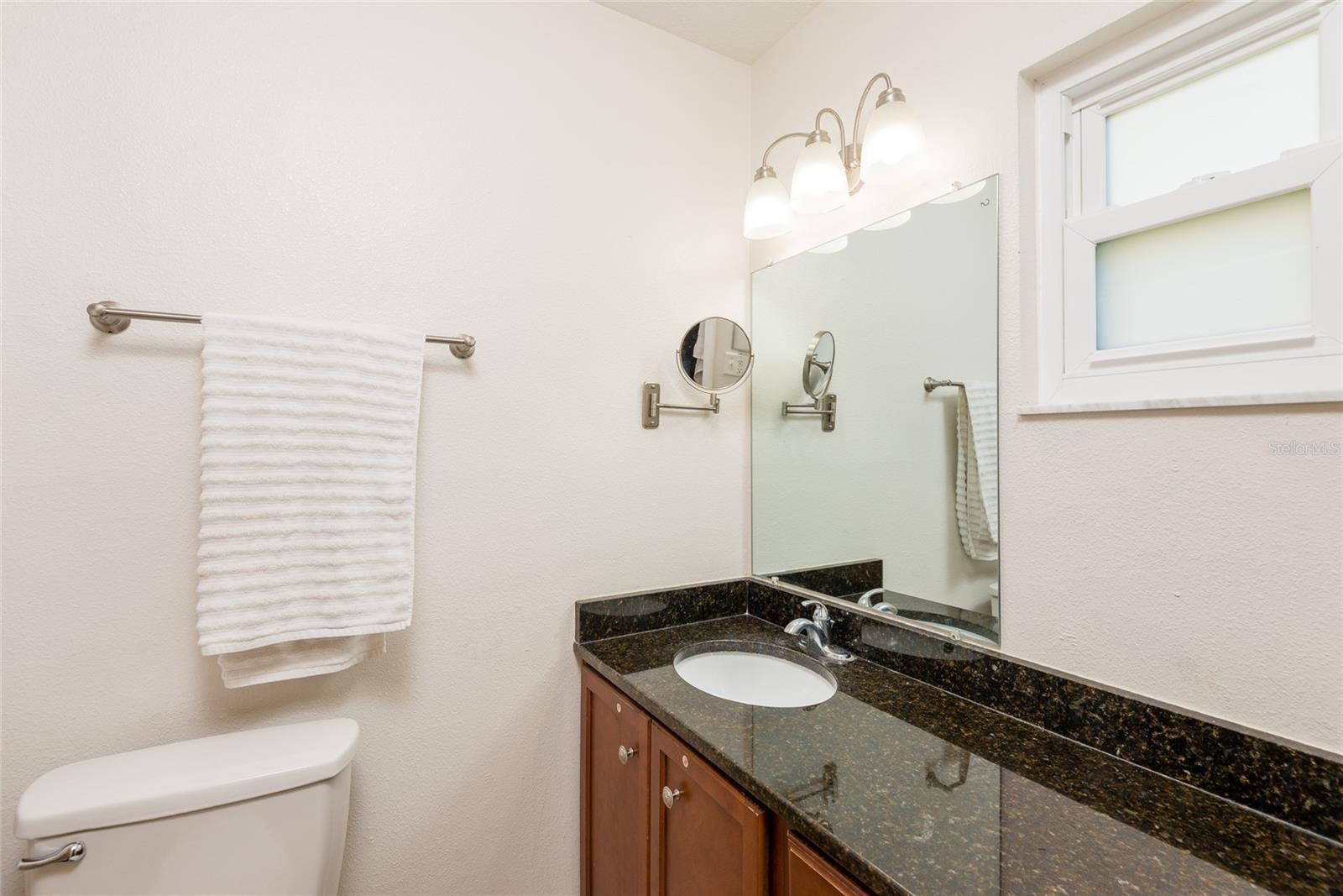 VAN SANT SUB - Residential