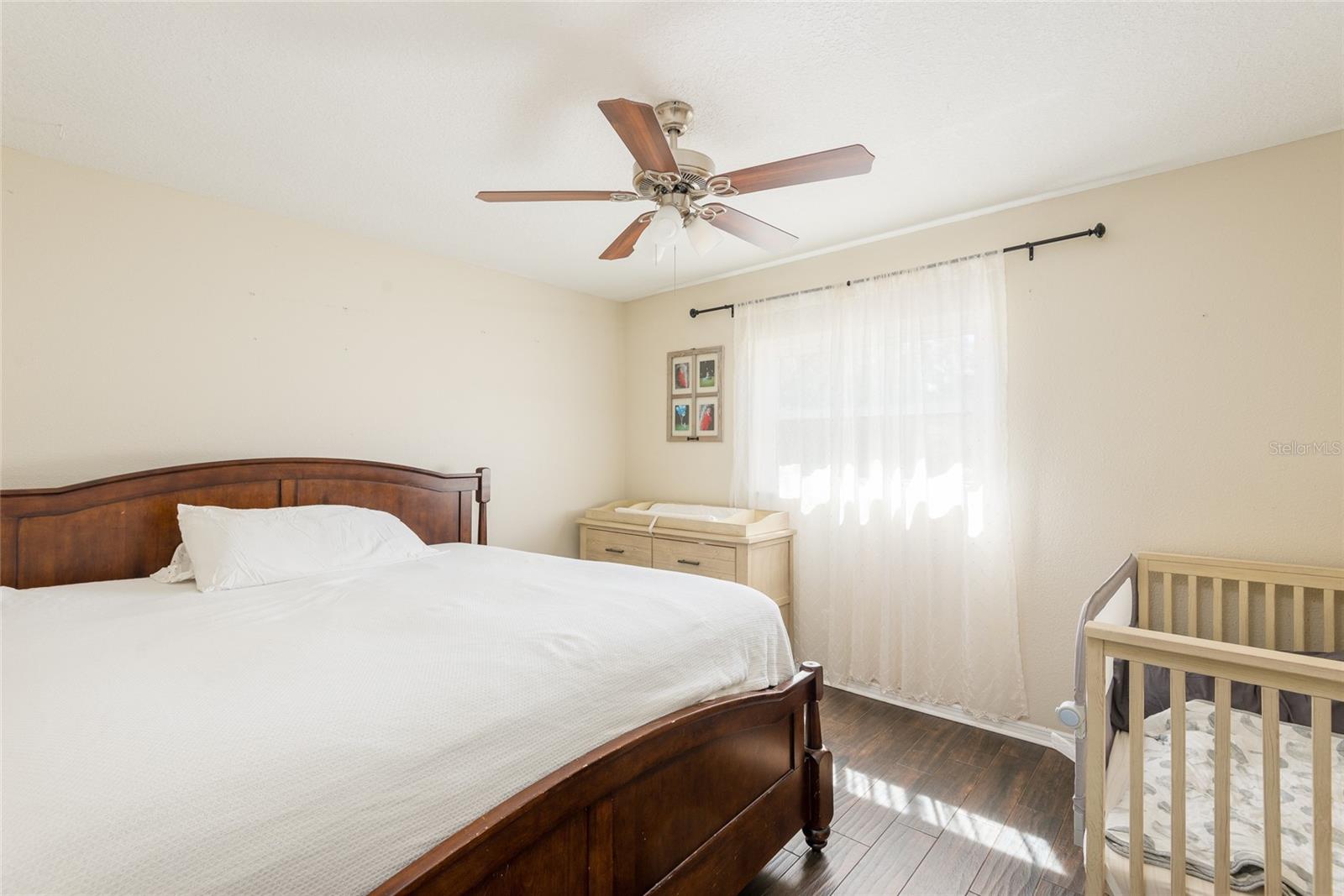 VAN SANT SUB - Residential