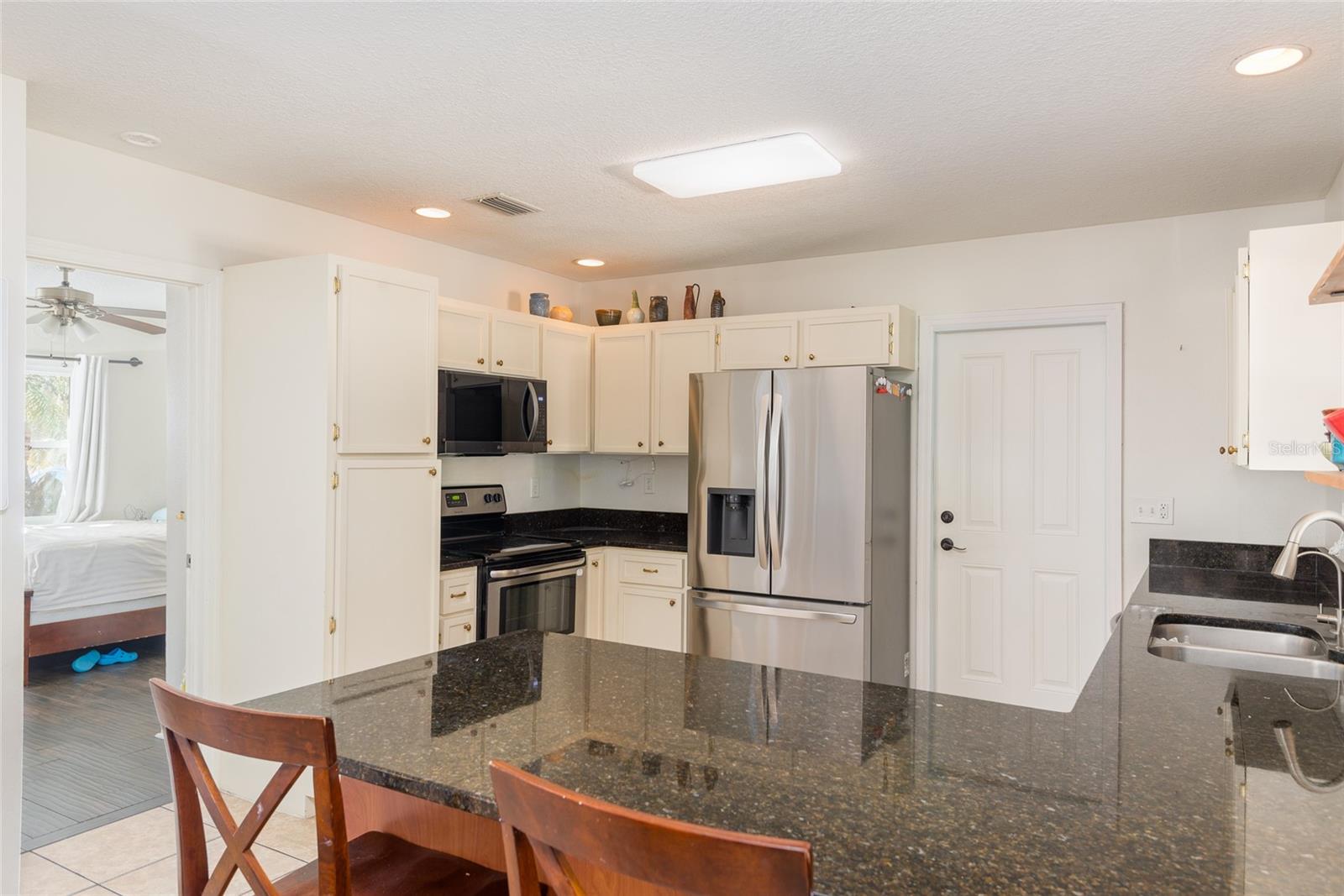 VAN SANT SUB - Residential