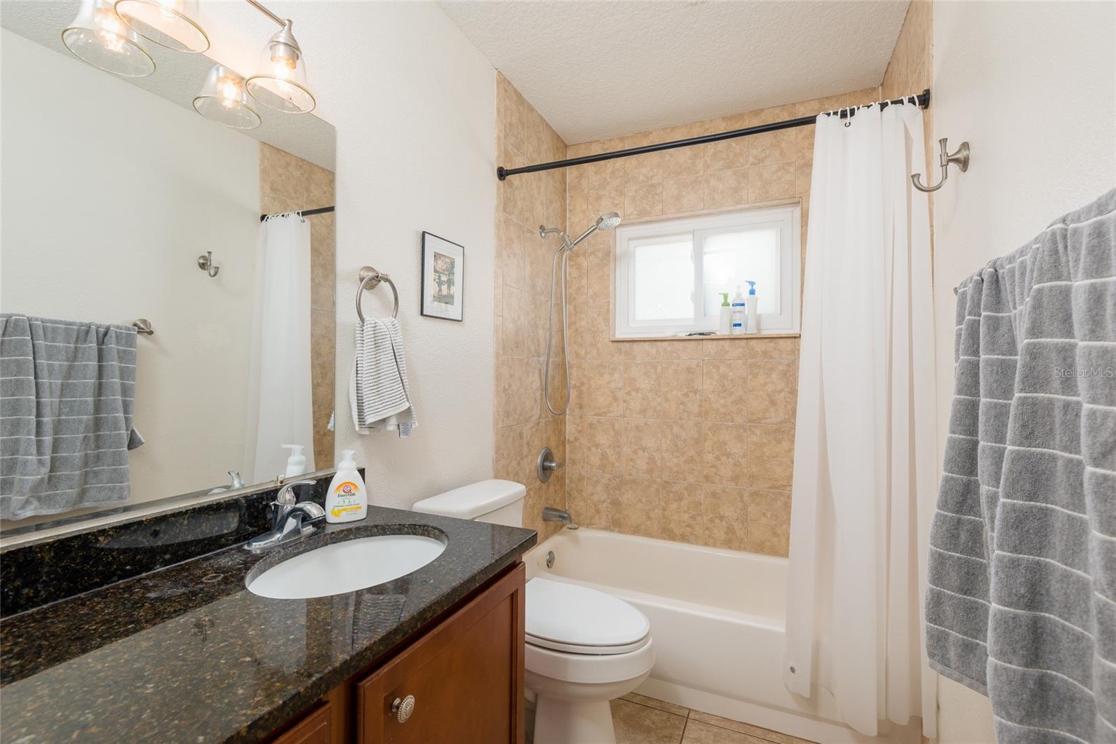 VAN SANT SUB - Residential