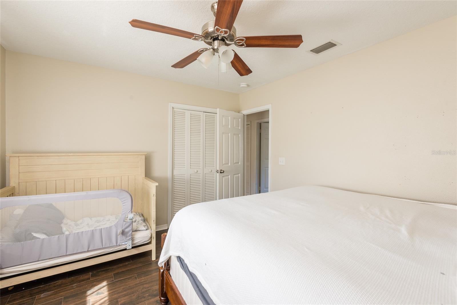 VAN SANT SUB - Residential