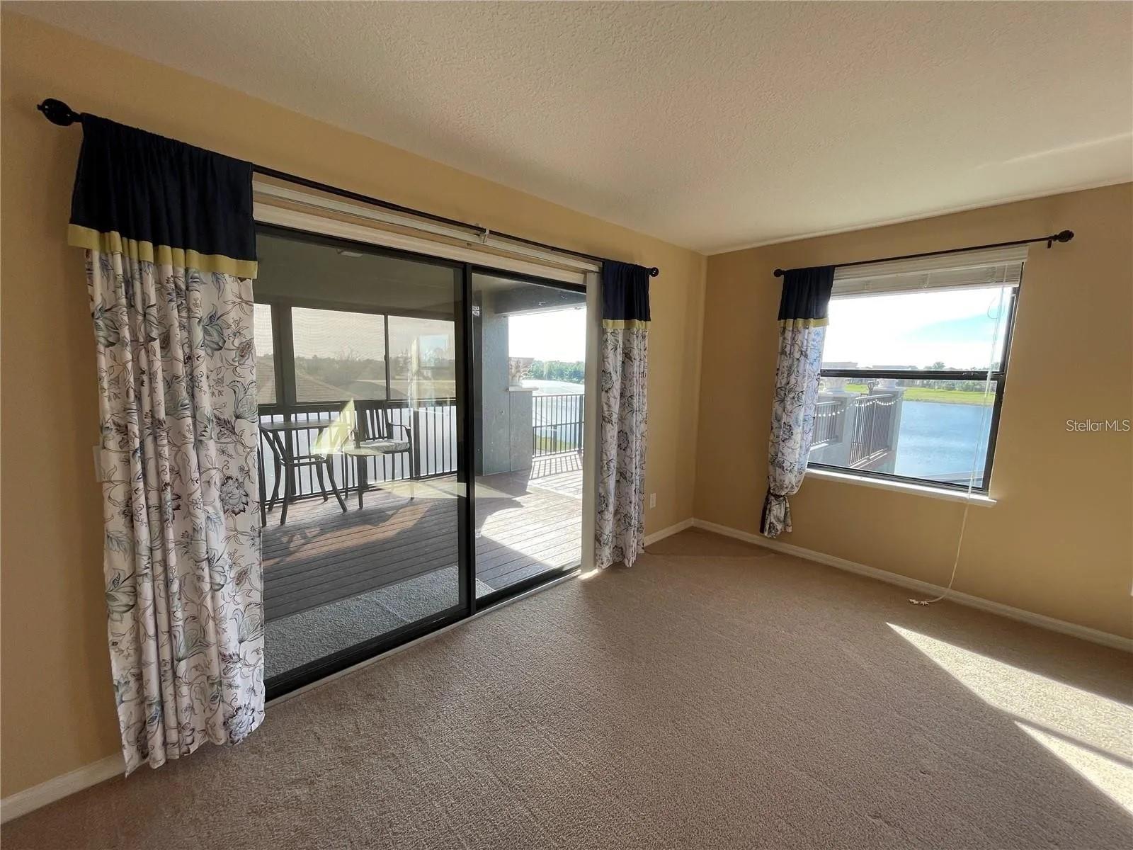 SHINGLE CREEK RESERVE AT THE OAKS PH 6 - Residential