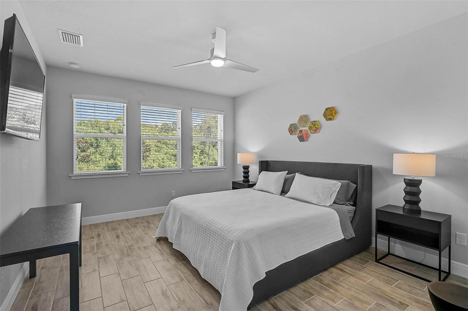 SUNRISE PRESERVE - Residential
