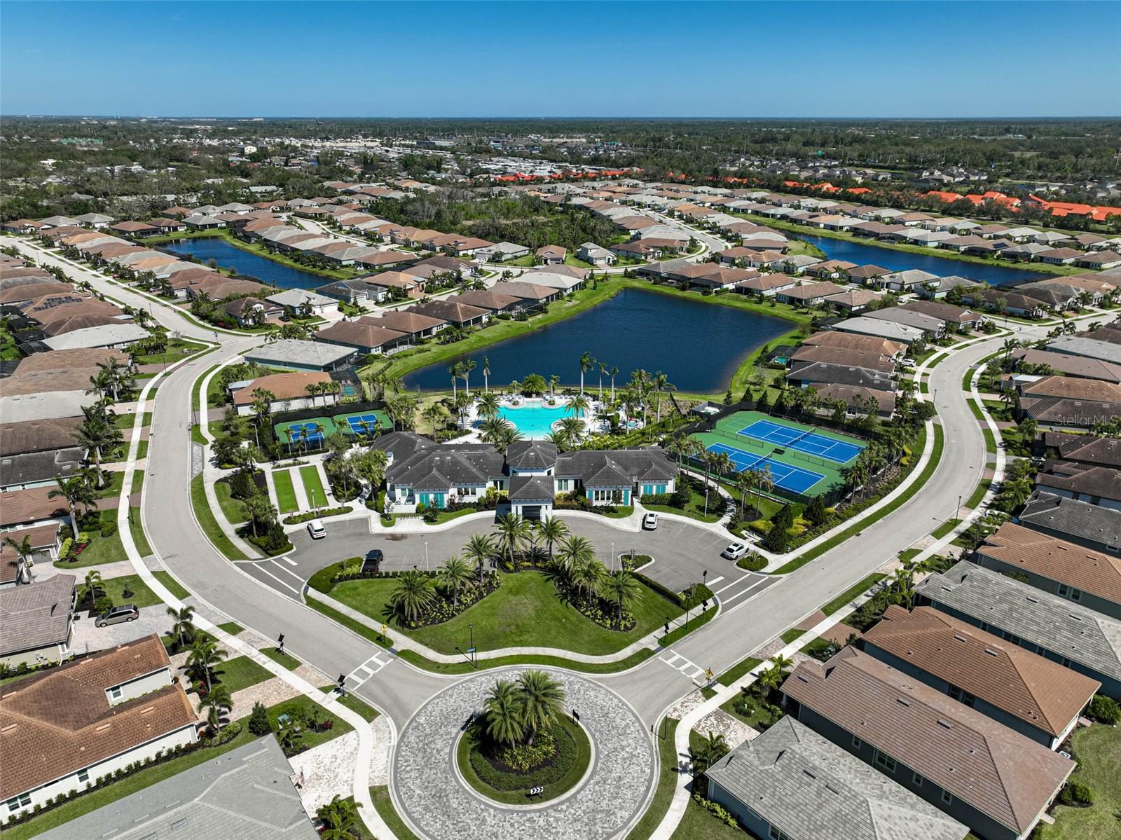 SUNRISE PRESERVE - Residential