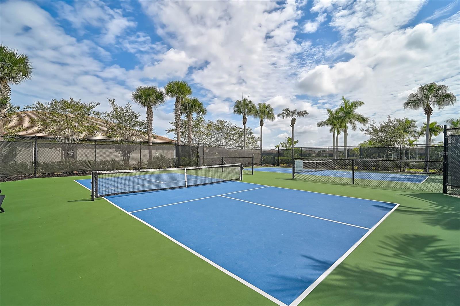 SUNRISE PRESERVE - Residential