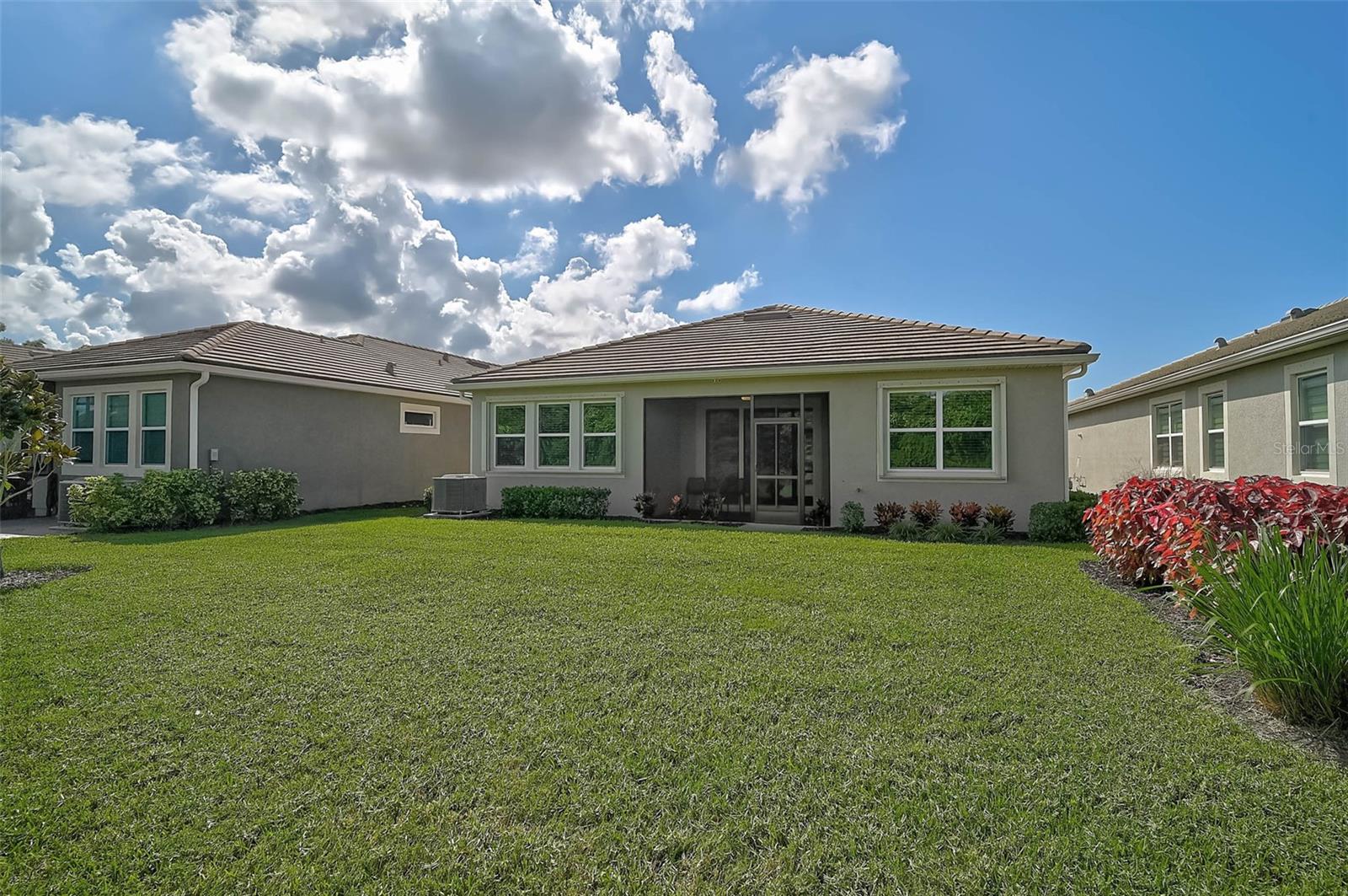 SUNRISE PRESERVE - Residential