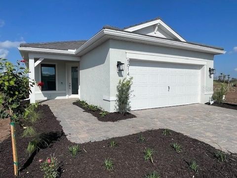 Photo of 4739 Gardner Street, Bradenton, FL 34210 (MLS # TB8457818)