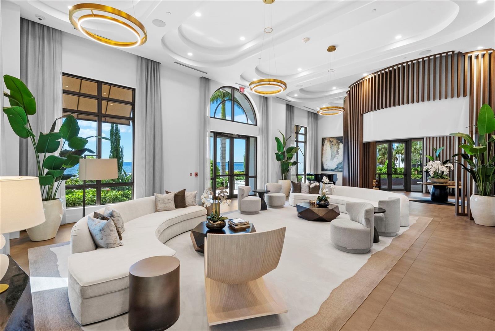 2103 BAYSHORE BOULEVARD 703