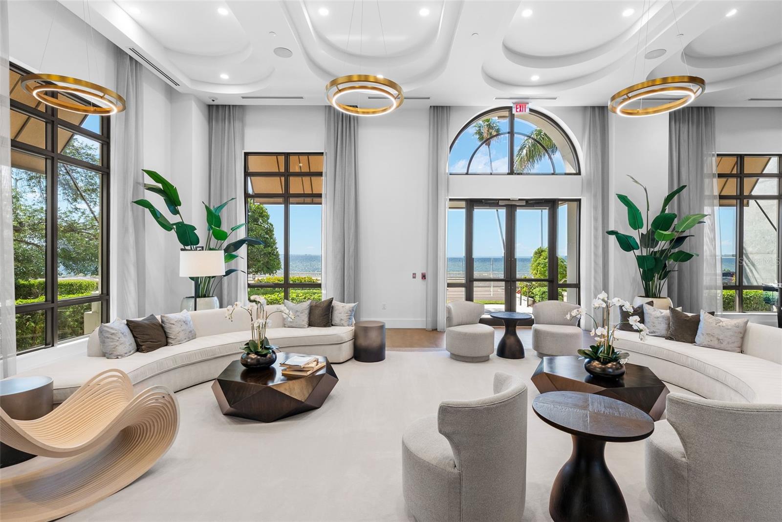 2103 BAYSHORE BOULEVARD 703