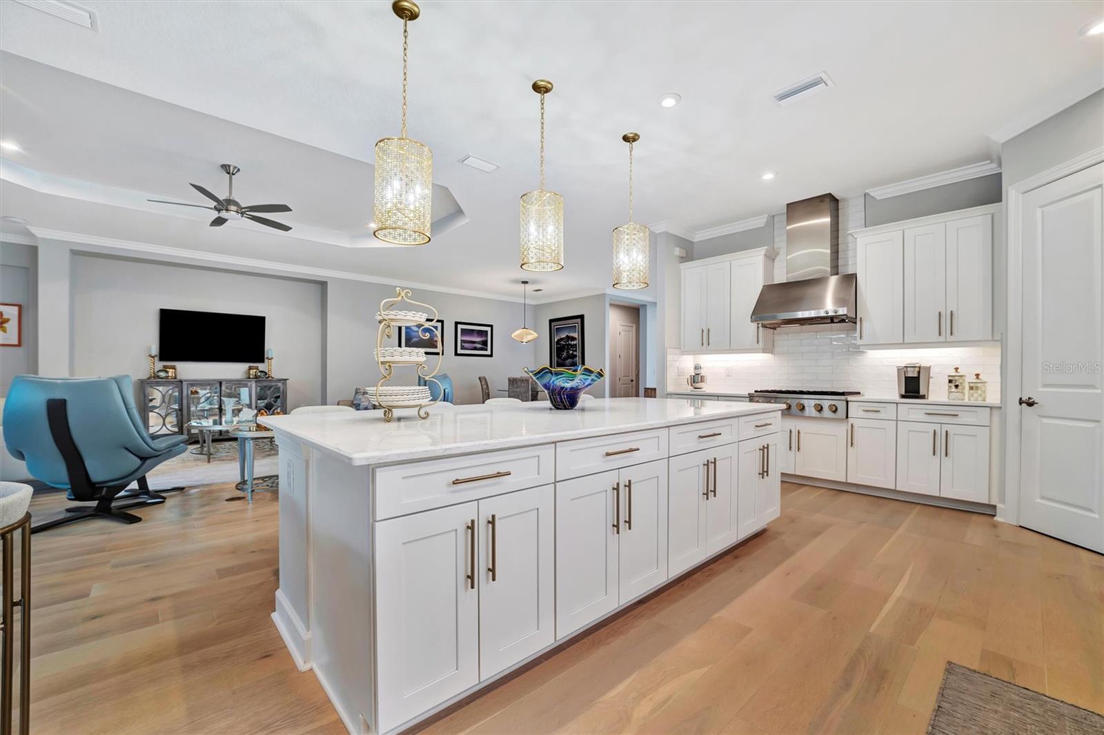 AZARIO ESPLANADE PH II SUBPH A,B & C - Residential