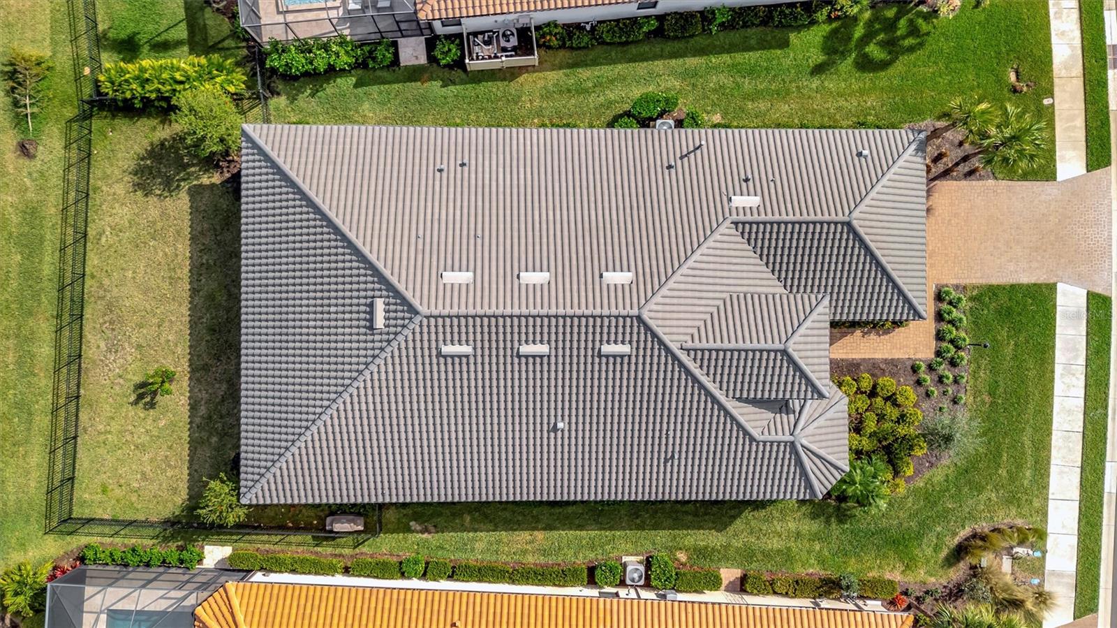 AZARIO ESPLANADE PH II SUBPH A,B & C - Residential