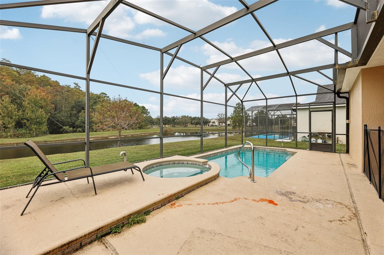 TRAFALGAR VILLAGE PH 3 - Residential