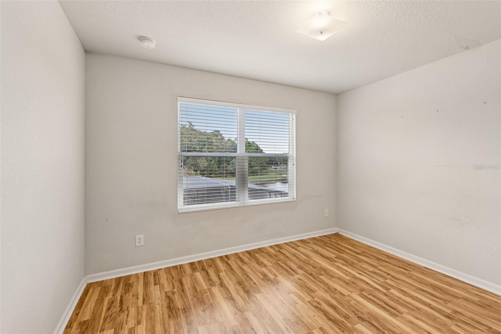 TRAFALGAR VILLAGE PH 3 - Residential