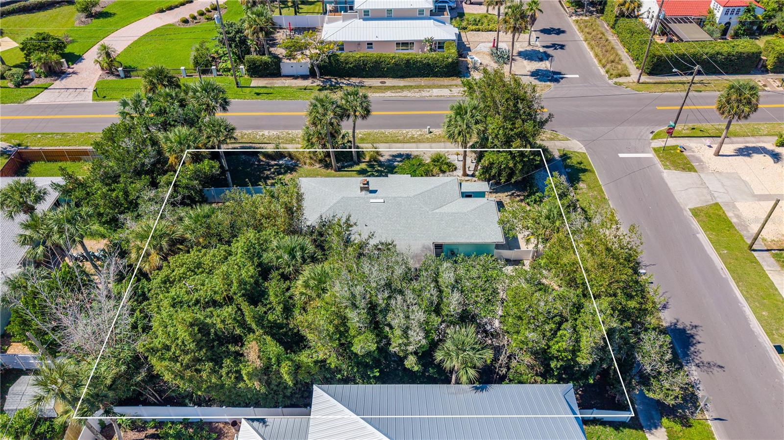 705 N PENINSULA AVENUE