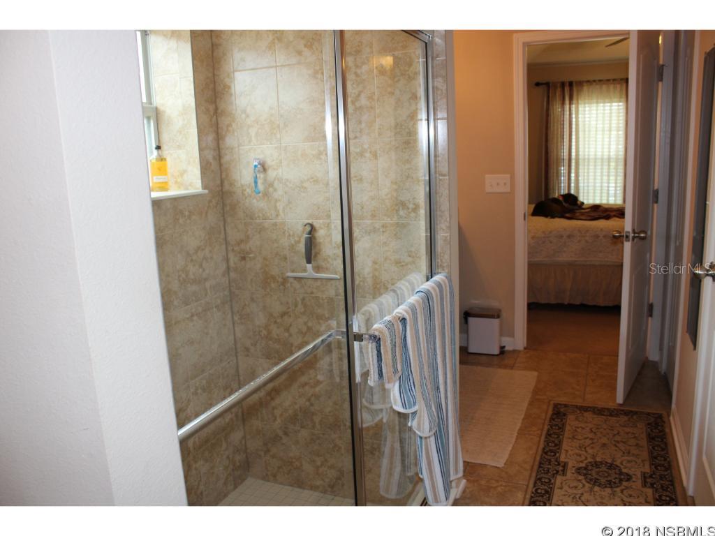 22 Venetian Bay Un 02 - Residential