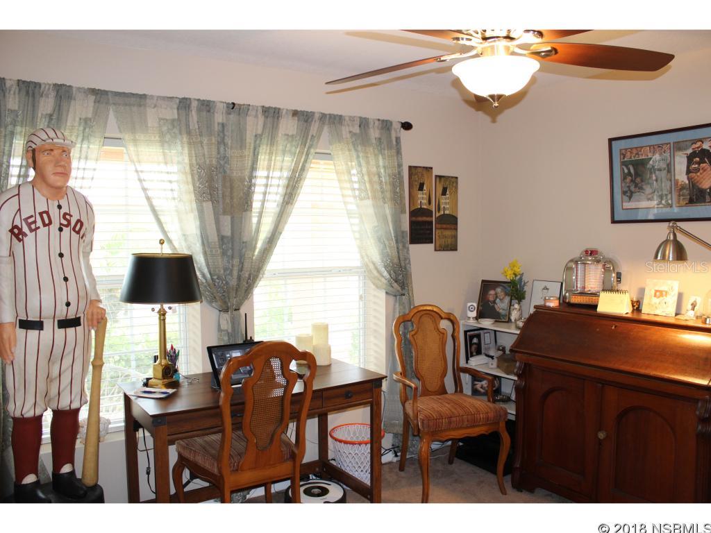 22 Venetian Bay Un 02 - Residential