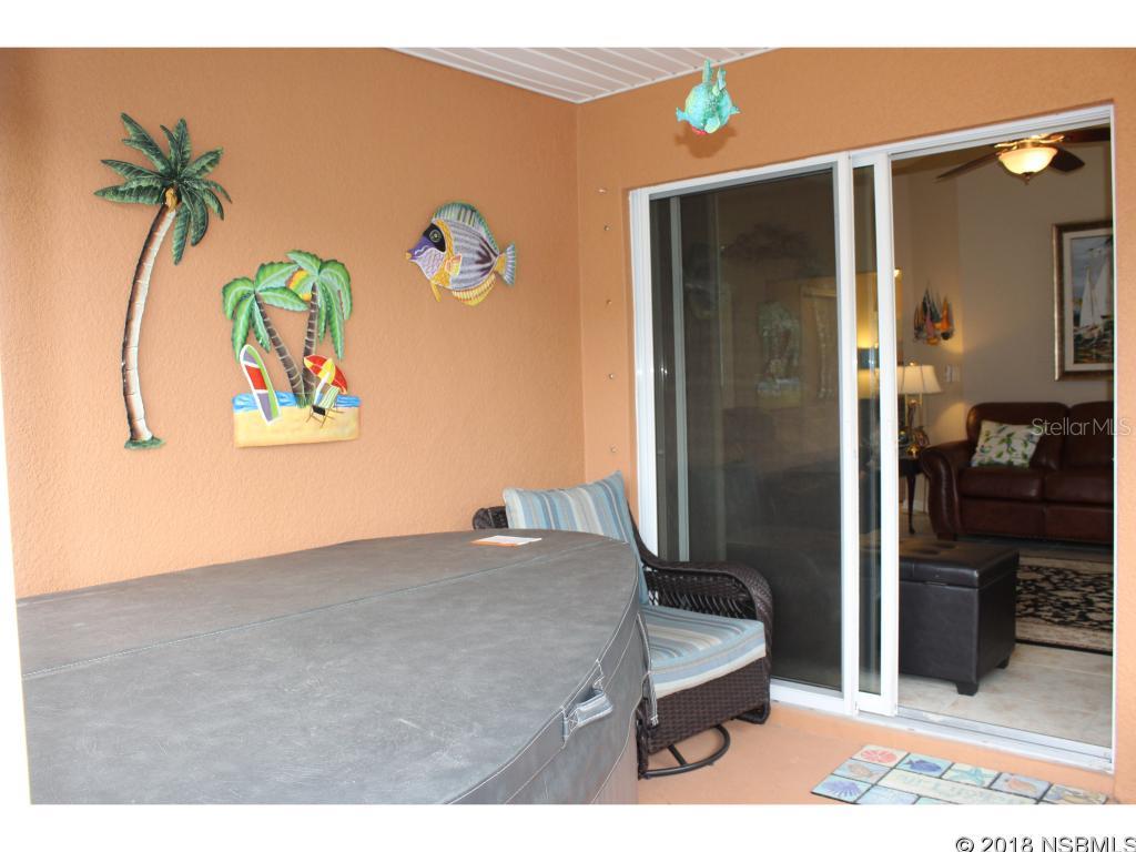 22 Venetian Bay Un 02 - Residential