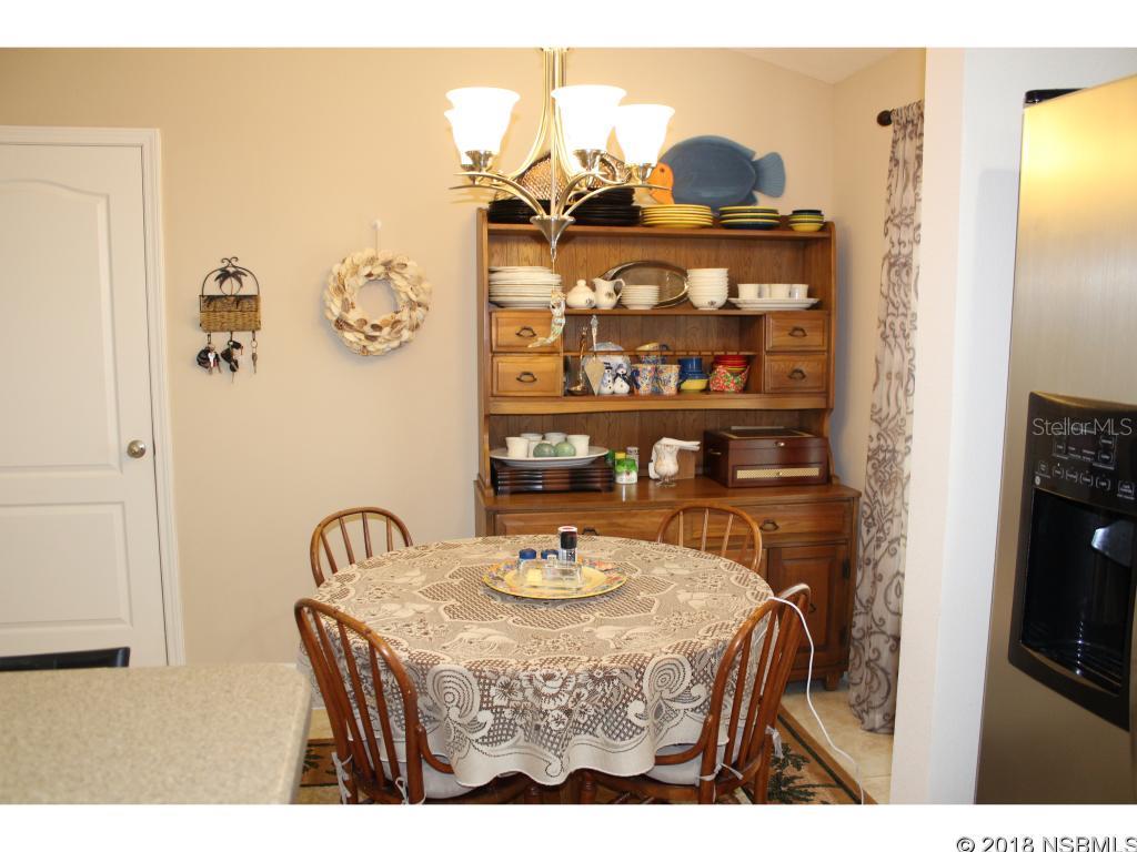 22 Venetian Bay Un 02 - Residential