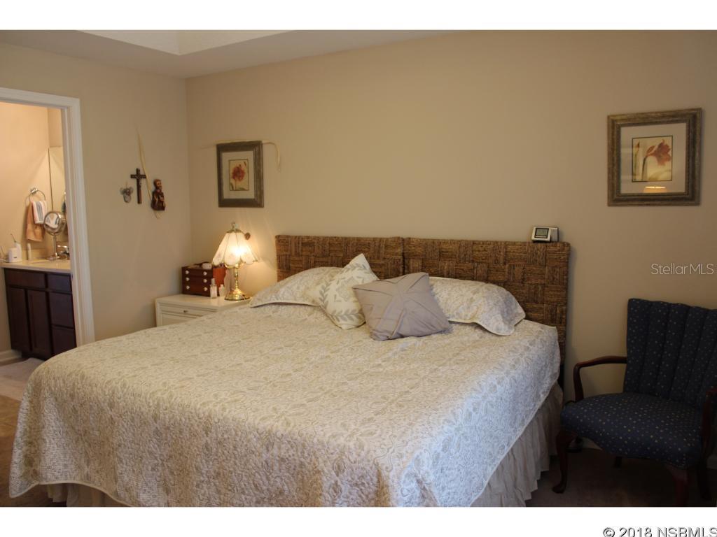 22 Venetian Bay Un 02 - Residential