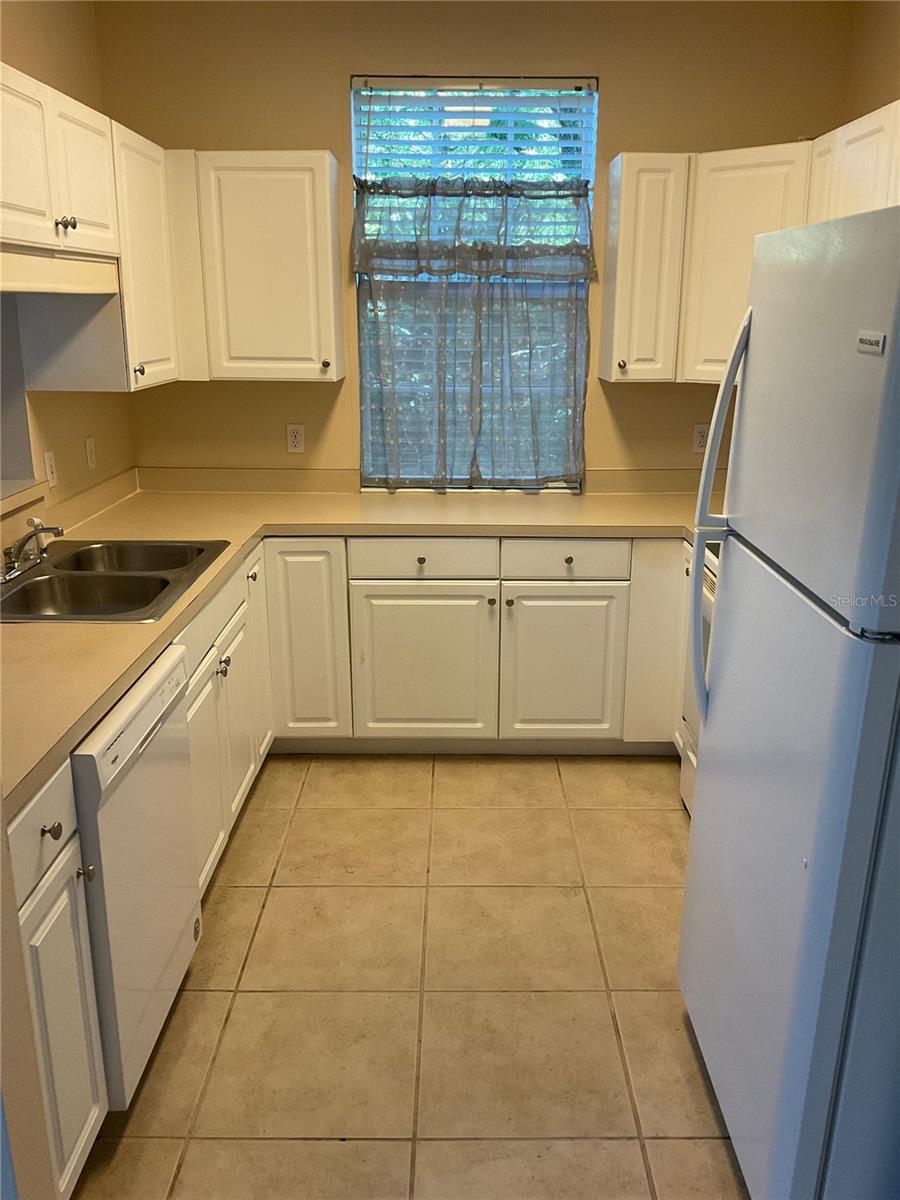 2275 NW 16TH TERR