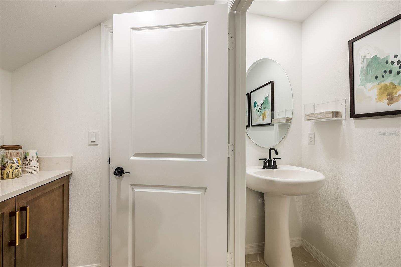 TOWNS AT GREENLEAF - Residential