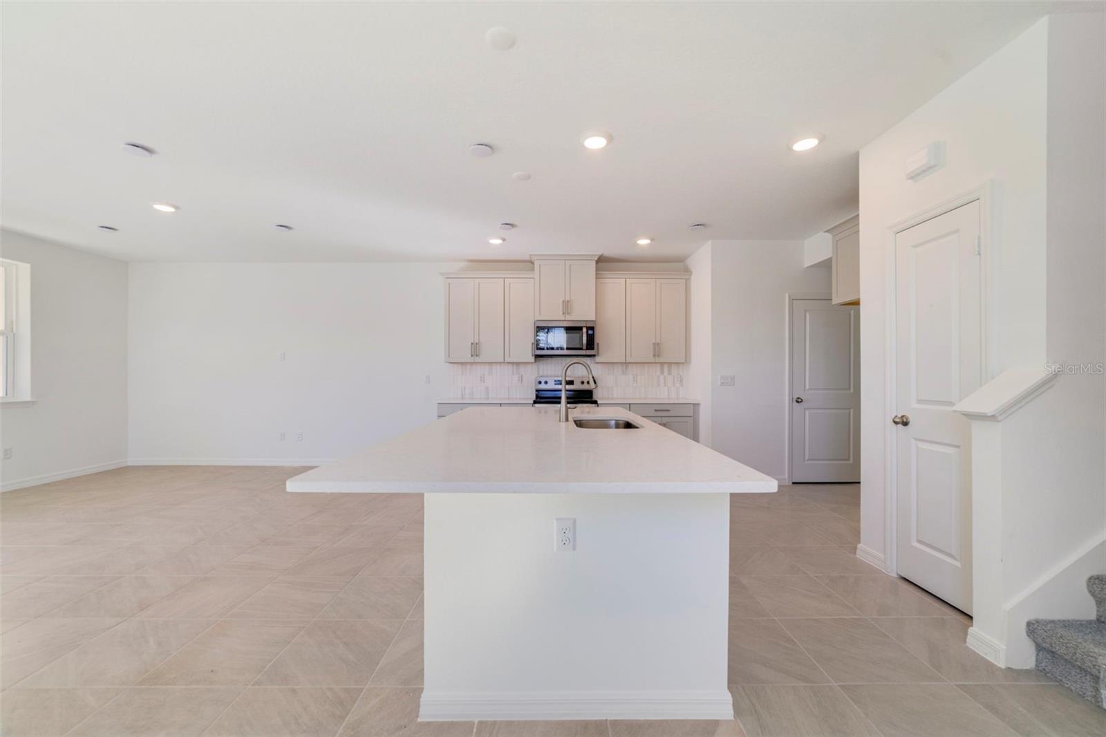 TOWNS AT GREENLEAF - Residential