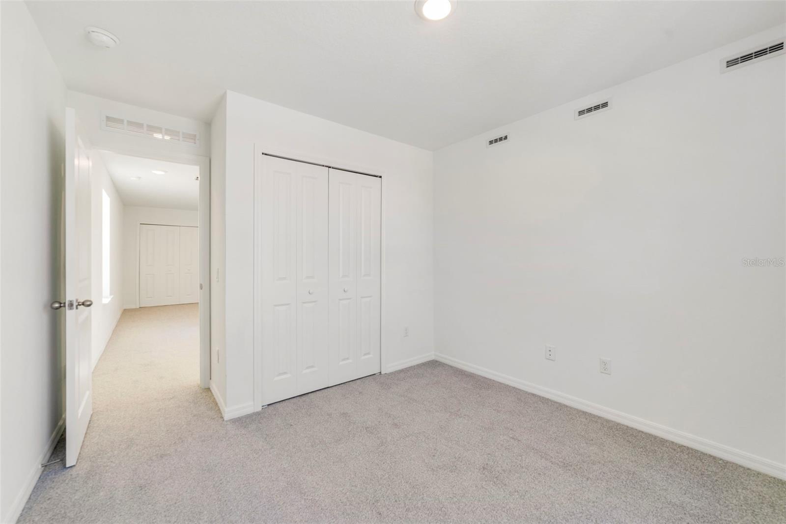 TOWNS AT GREENLEAF - Residential