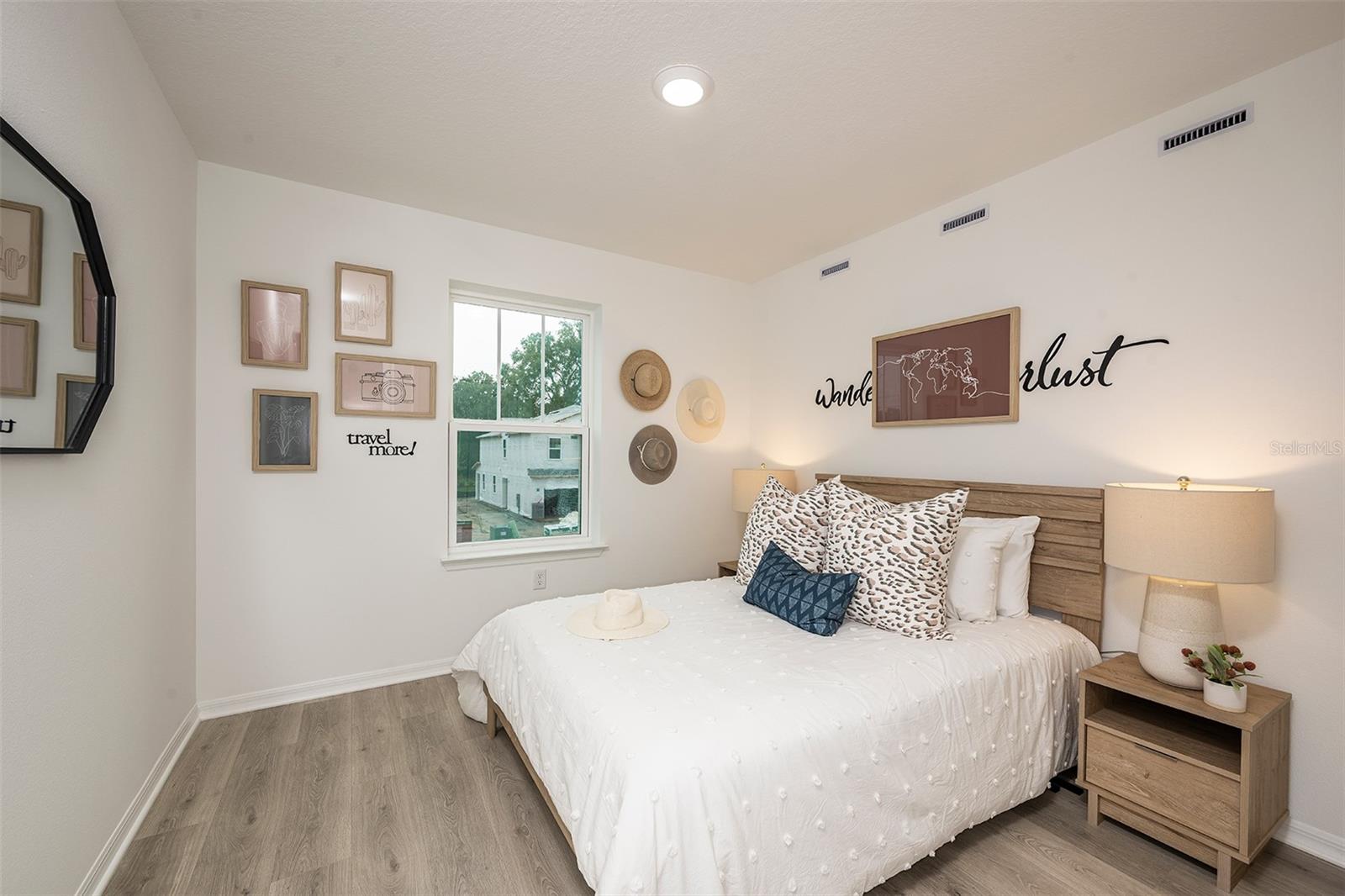 TOWNS AT GREENLEAF - Residential