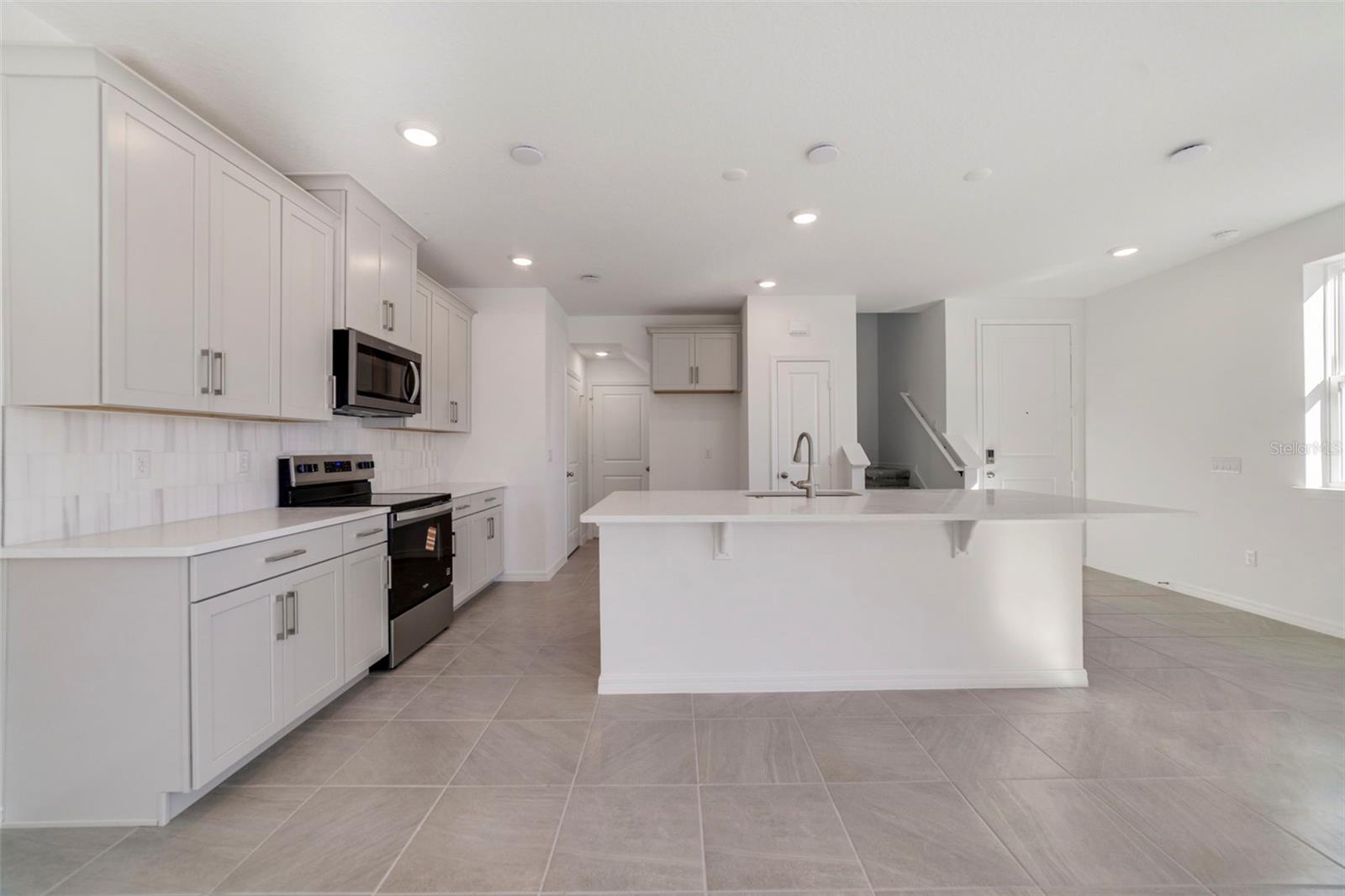 TOWNS AT GREENLEAF - Residential