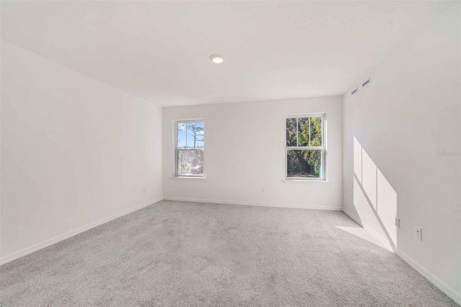 TOWNS AT GREENLEAF - Residential